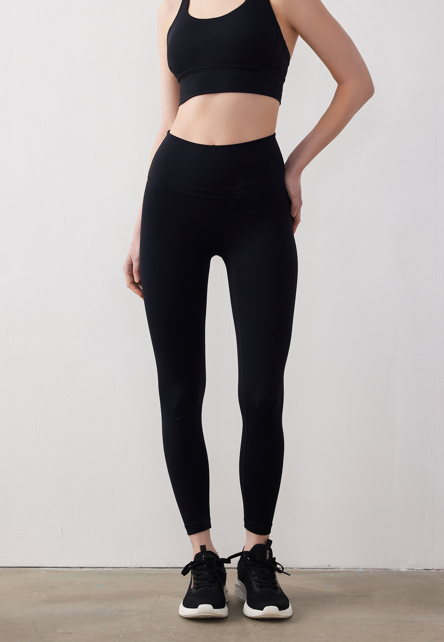 Knockout Ankle Legging