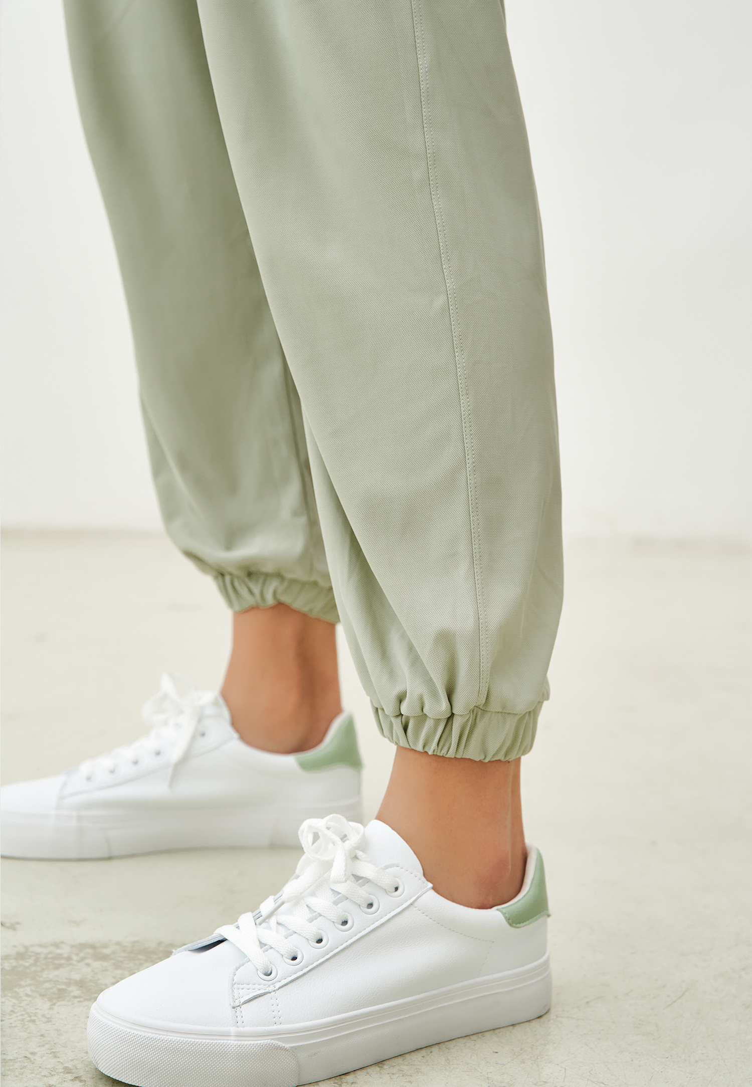 Chill-Out High Waist  Jogger