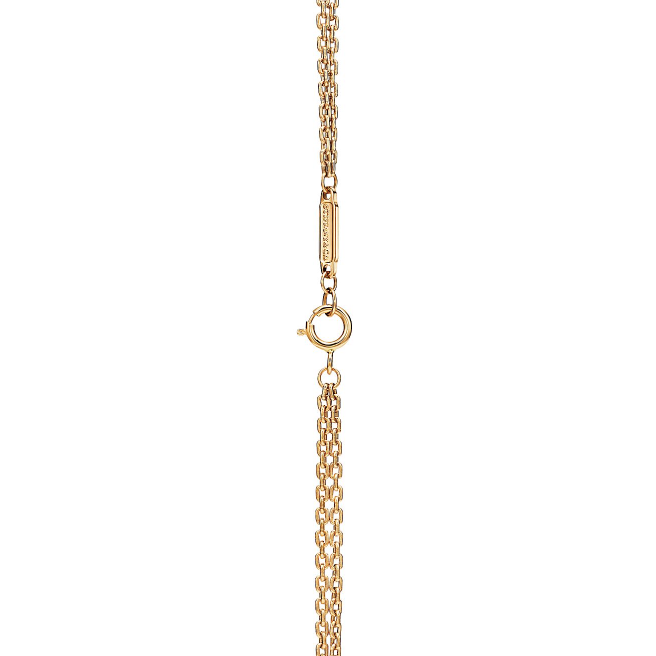 Tiffany HardWear double link pendant in 18k gold. - Alternate shot 1 - Alternate shot 2