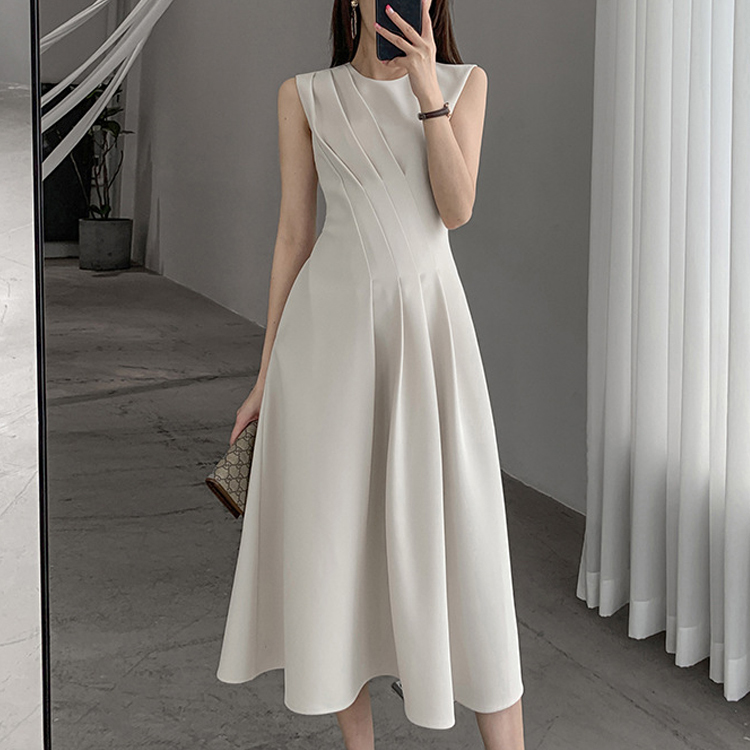 無袖褶皺設計簡約顯瘦連身裙