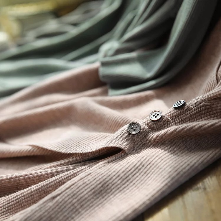 五分袖顯瘦素色V領圍裹式針織衫