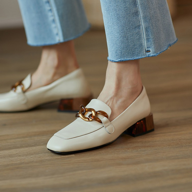 休閒金屬扣方頭低跟單鞋