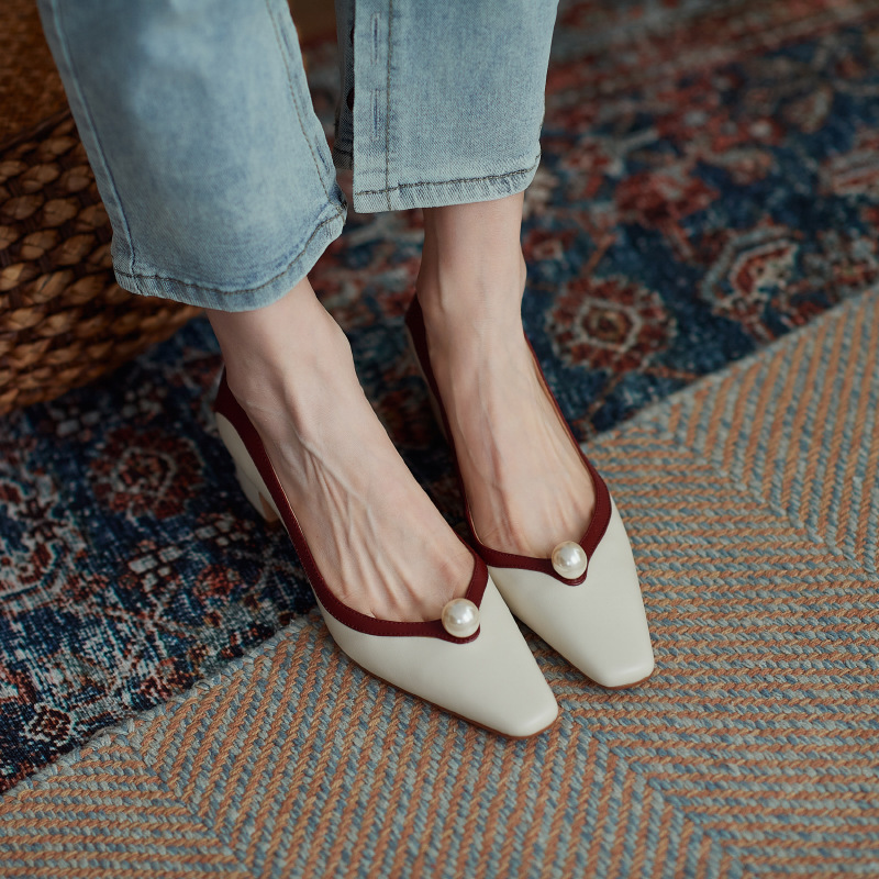 法式複古拼色珍珠粗跟單鞋