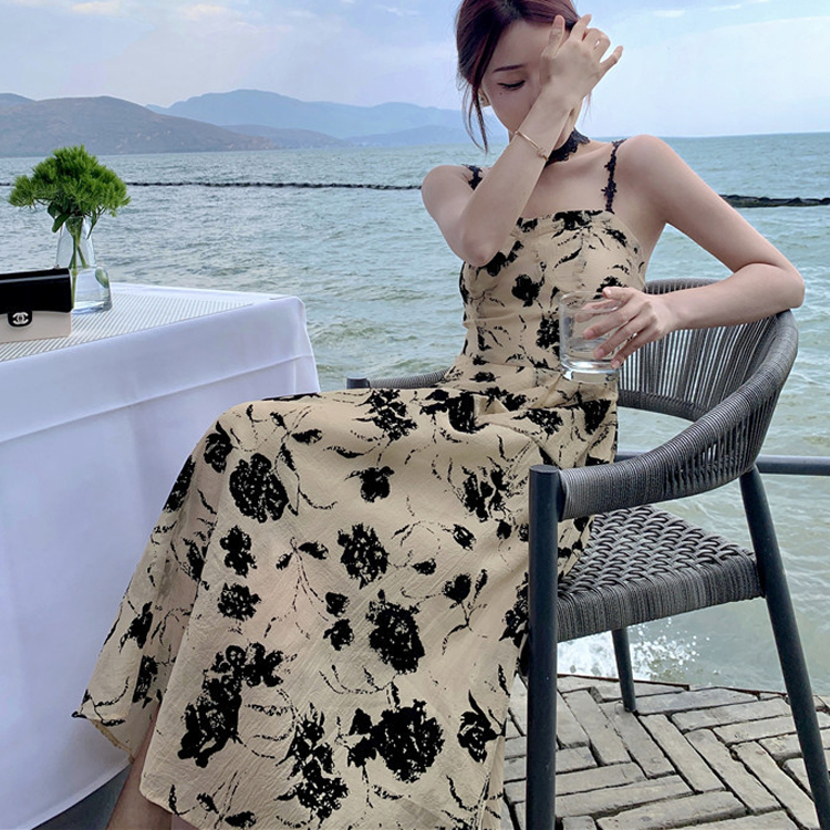 夏季法式植絨赫本風連身裙