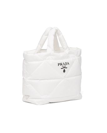 VERY雑誌掲載 PRADA 新作 パデッドRe Nylon トートバッグ