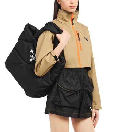 VERY雑誌掲載 PRADA 新作 パデッドRe Nylon トートバッグ