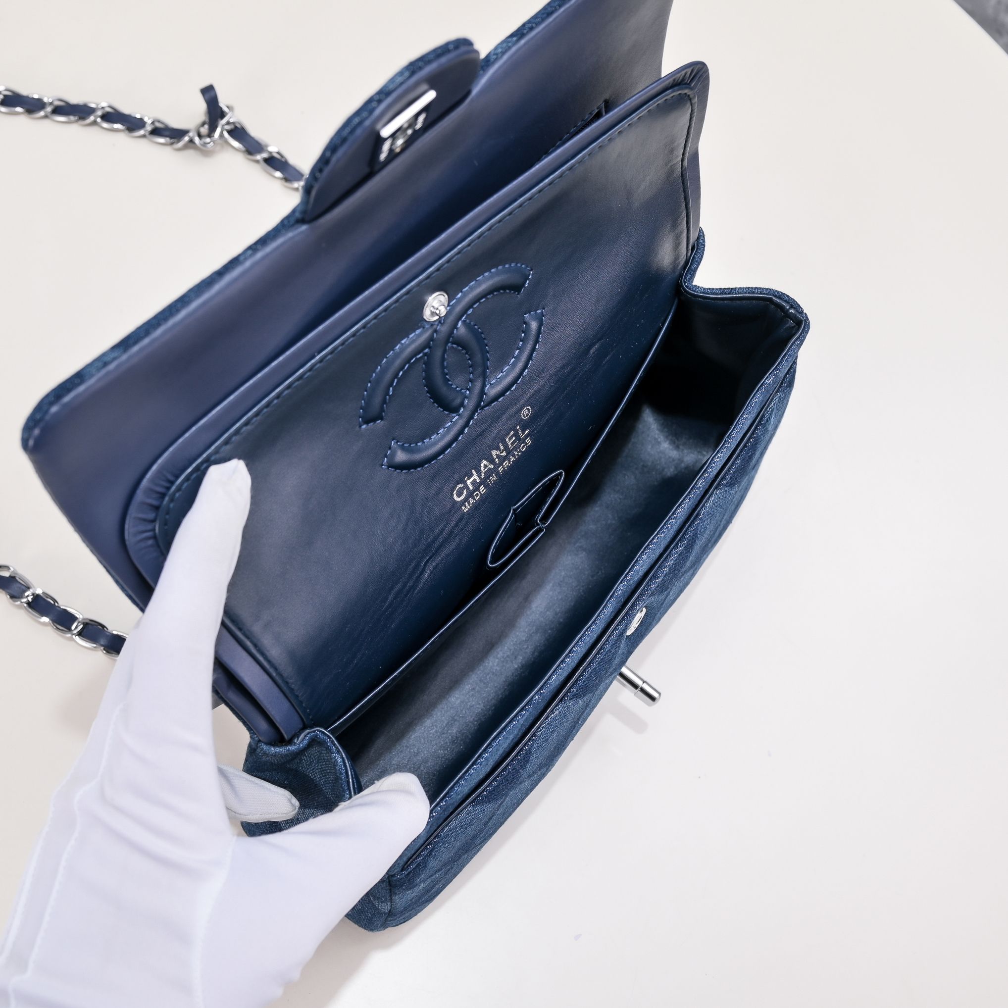 CHANEL ロンバス デニムプリント キャンバス チェーンベルト ショルダークロスボディバッグ