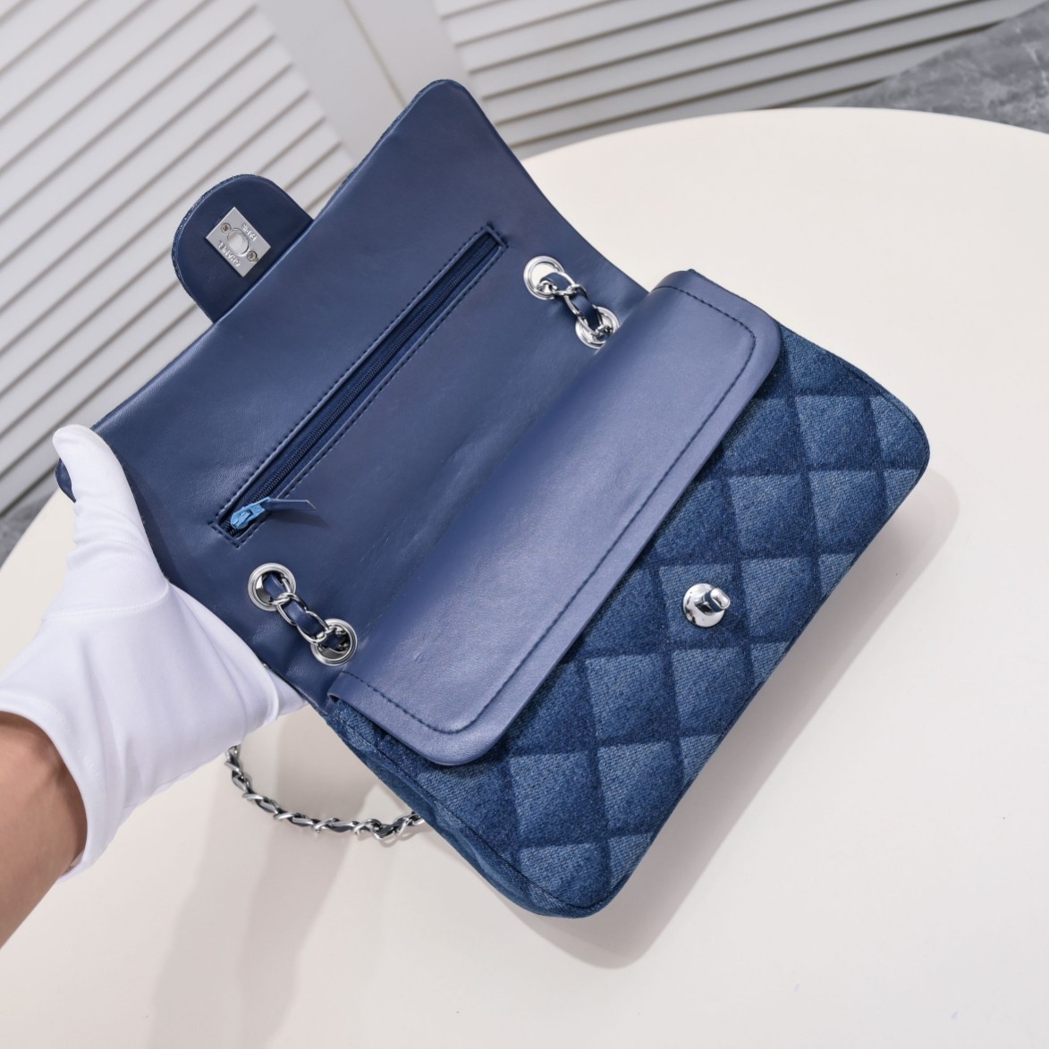 CHANEL ロンバス デニムプリント キャンバス チェーンベルト ショルダークロスボディバッグ