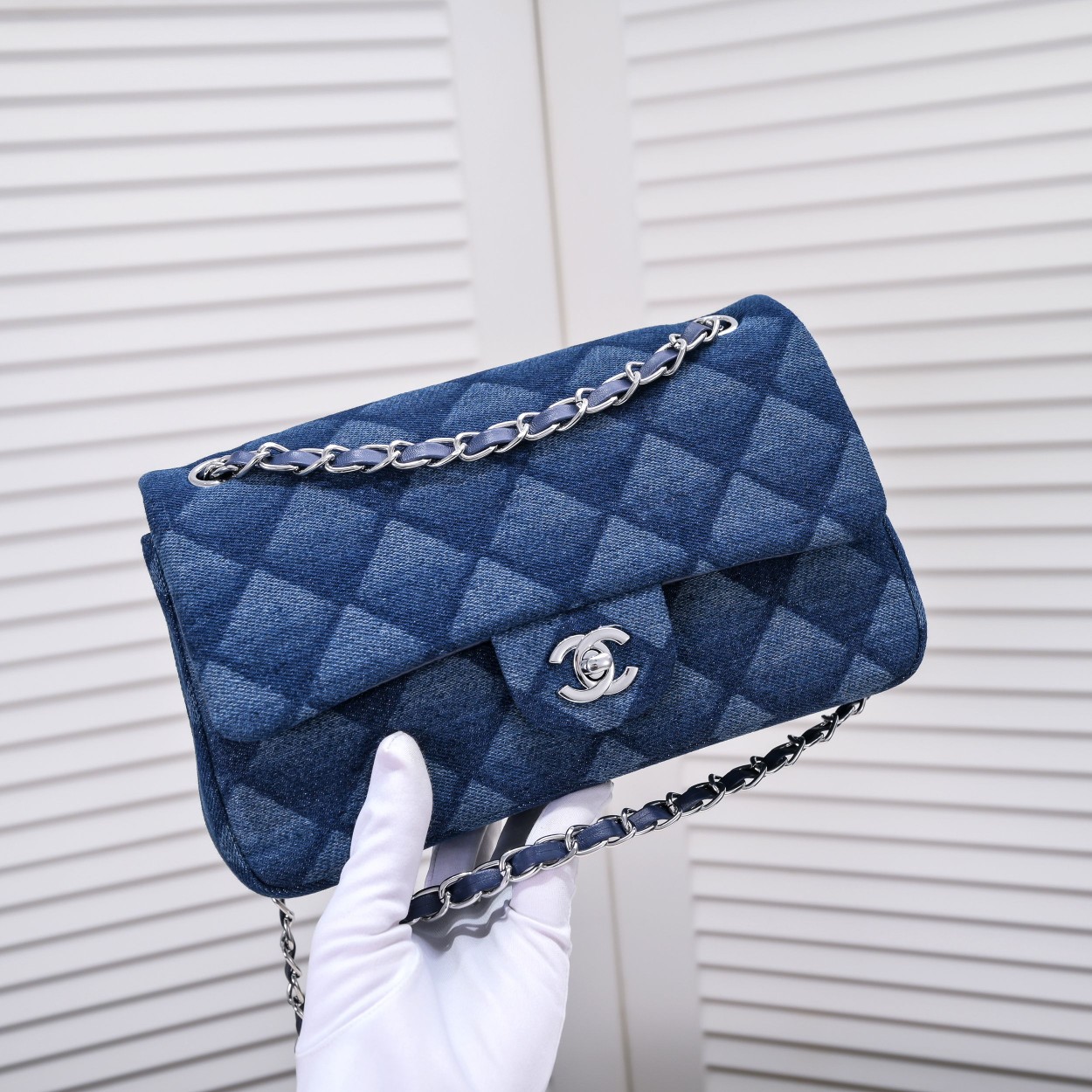 CHANEL ロンバス デニムプリント キャンバス チェーンベルト ショルダークロスボディバッグ