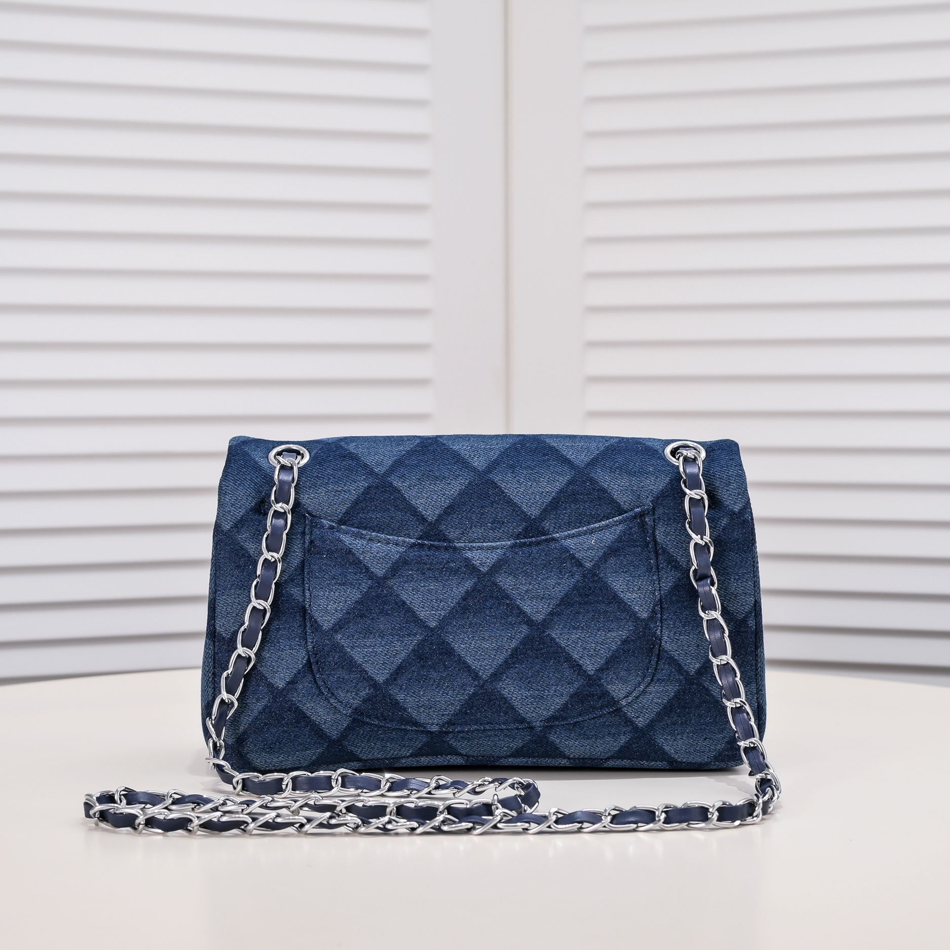 CHANEL ロンバス デニムプリント キャンバス チェーンベルト ショルダークロスボディバッグ