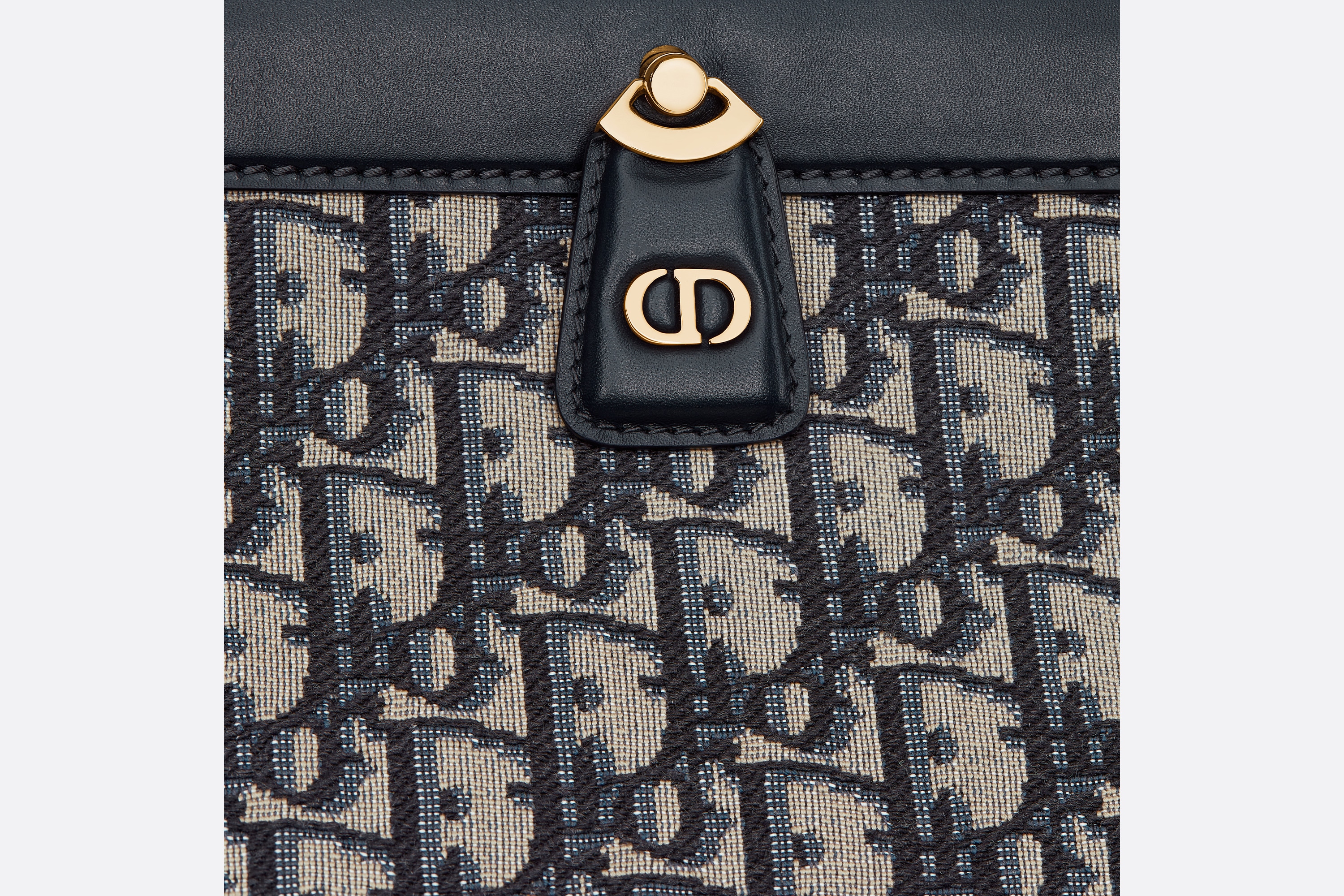 2023年の最新スタイル，人気商品大推薦！——DIOR KEY ミディアムバッグ。夏のマストアイテム☆お早めに！