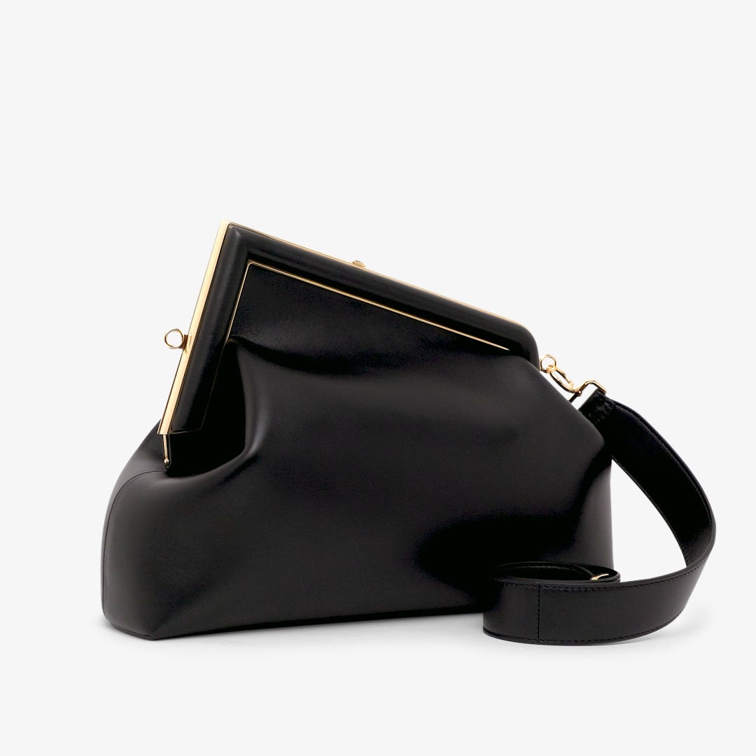 VERY雑誌掲載！『東原亜希同項』【FENDI】新作、大人気