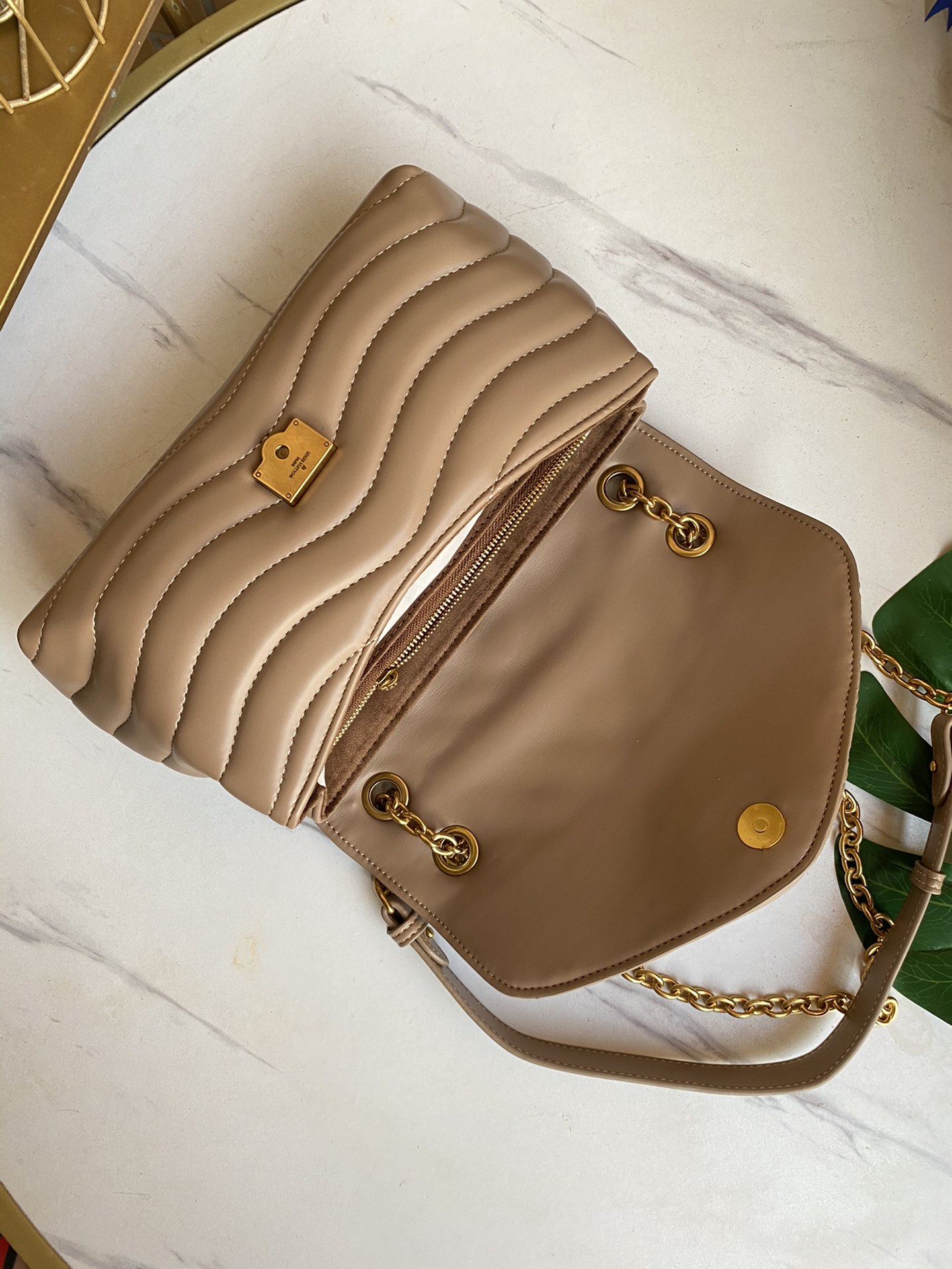 ☆Louis Vuitton☆ニューウェーブ チェーンバッグMM