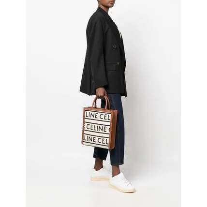 ★vip価格-celine-スモールパーティカル-カバ