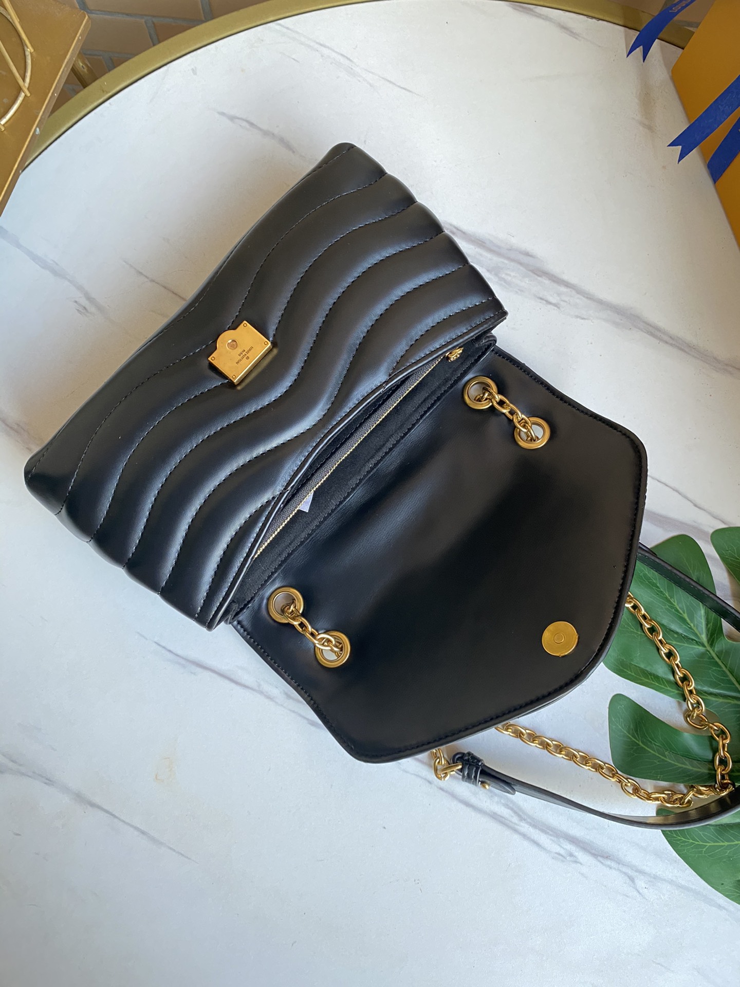 ☆Louis Vuitton☆ニューウェーブ チェーンバッグMM