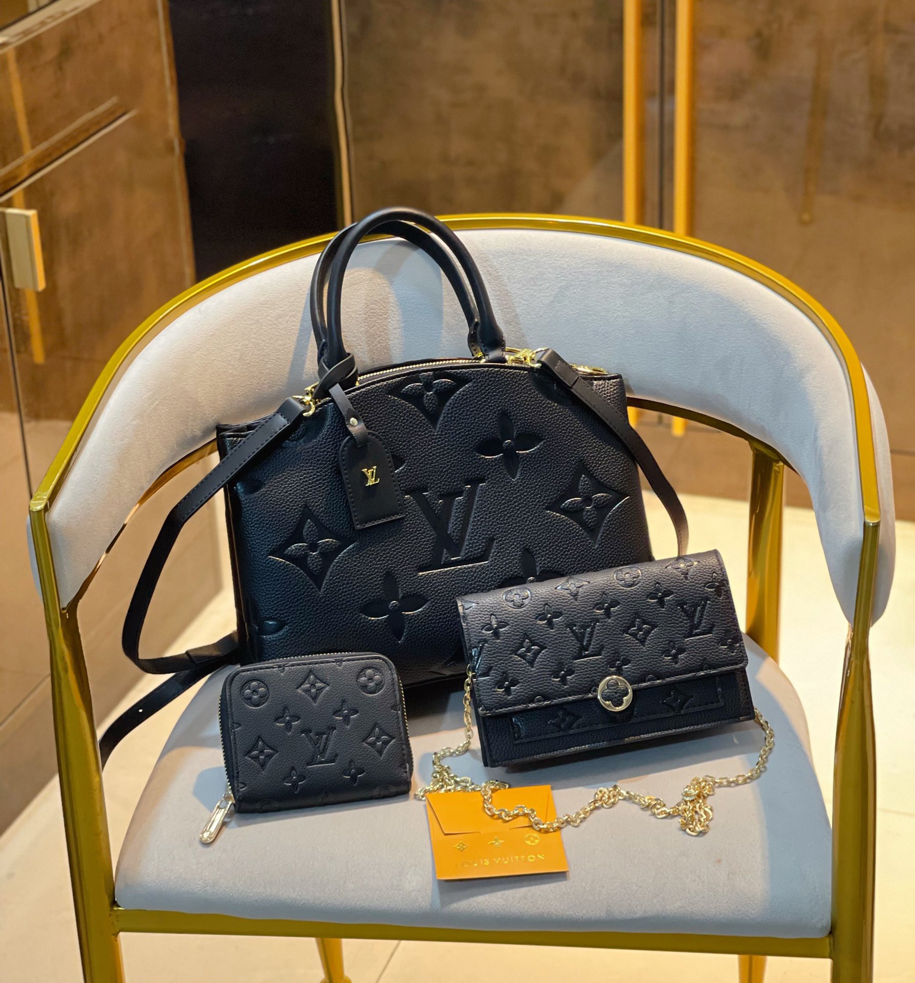 【LOUIS VUITTON】【大人気定番商品♪】LOUISVUITTON 古い花3点セット お得
