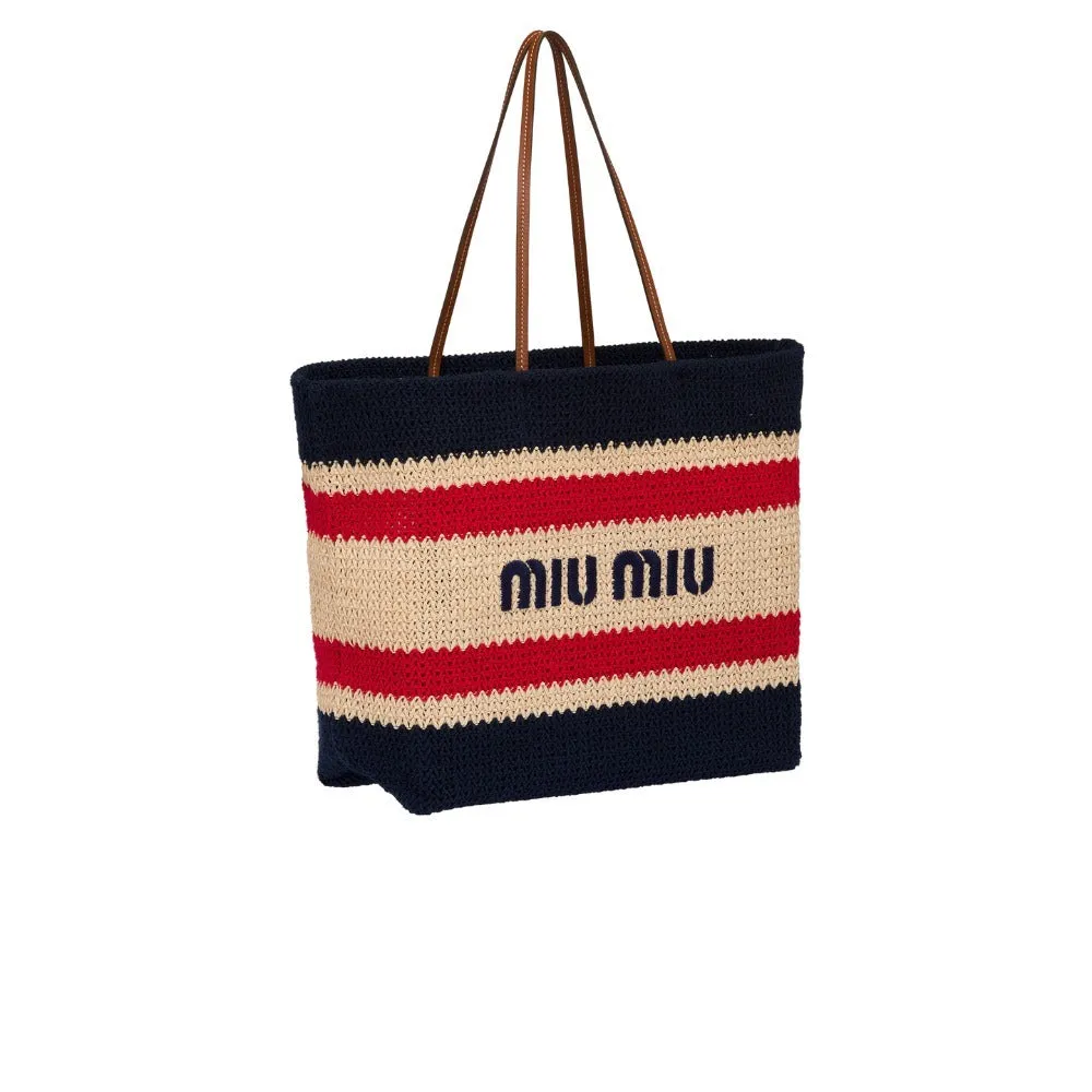 ✨✨絶好の機会をお見逃しなく！【Miu Miu】雑誌掲載！2023新作！���中条あやみさん愛用の Raffiaトートバッグ