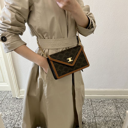 CELINE ショルダーバッグ・ポシェット 【CELINE】 TRIOMPHE CANVAS WALLET チェーンウォレット