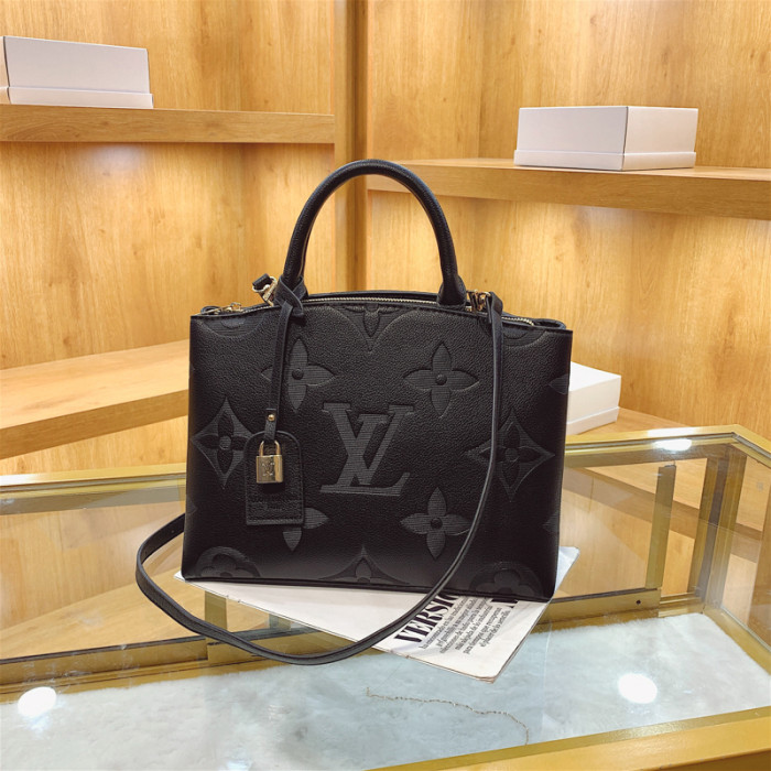 LOUIS VUITTON M58916 PETIT PALAIS