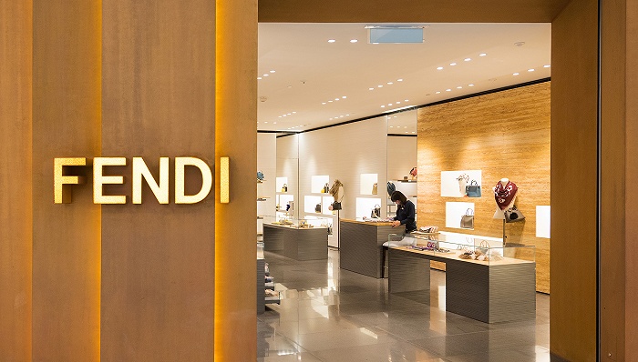 山寨店卖真包算不算侵权？ Fendi四年的官司得到了答案|Fendi|山寨_新浪时尚_新浪网
