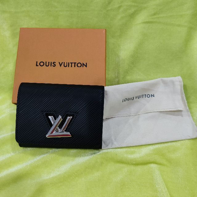 35％割引 激安直営店 LOUIS VUITTON - ルイヴィトン ポルトフォイユ?ツイスト コンパクト 三つ折り財布 エピ 財布 レディース-  academydpo.org