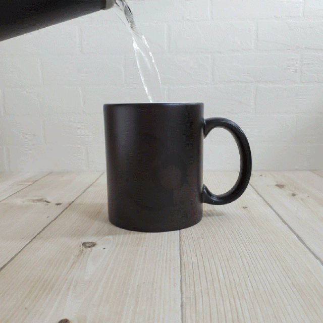 客製化，感溫變色馬克杯！