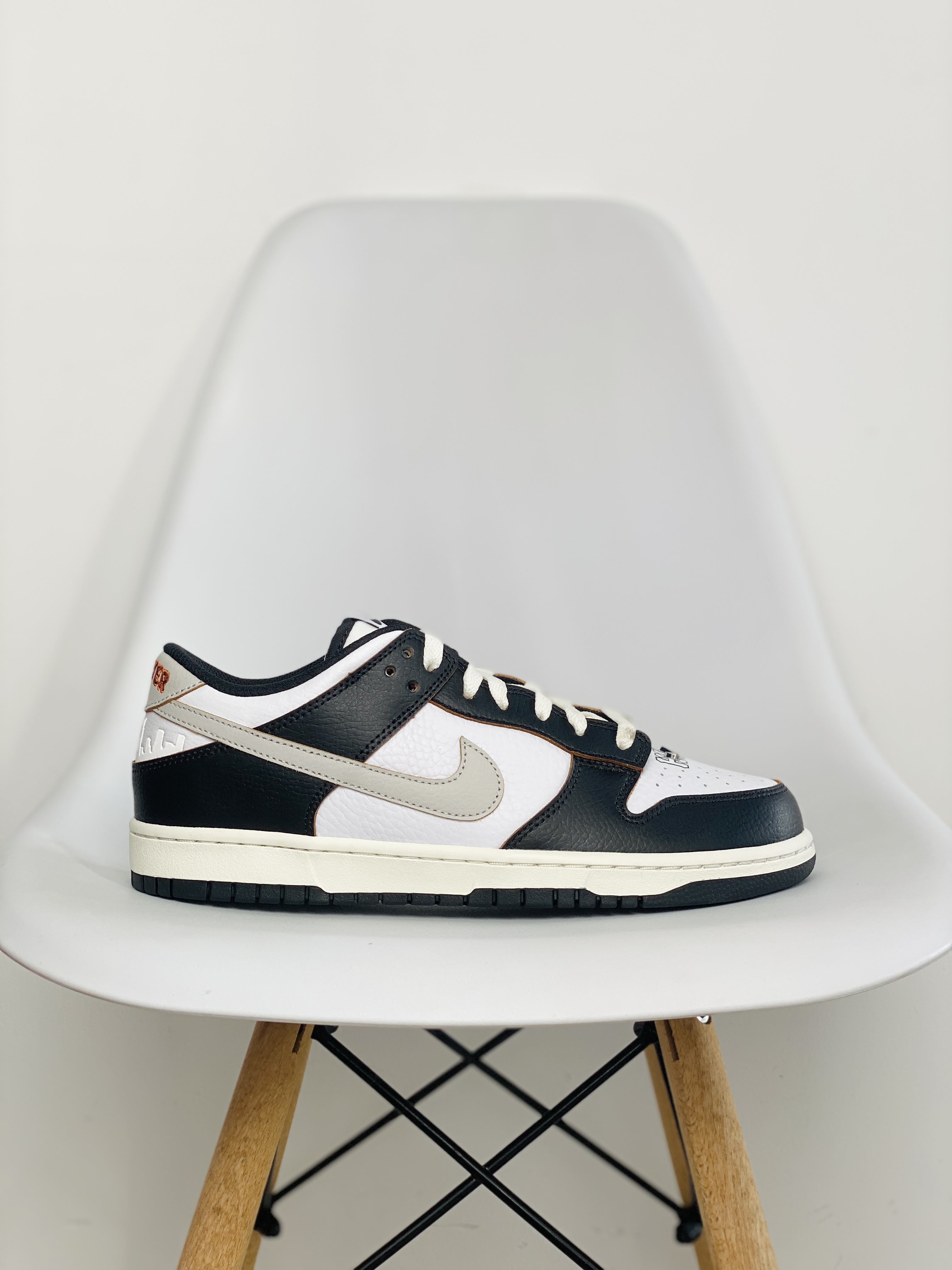 HUF x dunk Low San Francisco 旧金山 刮刮乐 黑白 低筒 复古板鞋 休闲鞋 男鞋 女鞋 FD8775-001