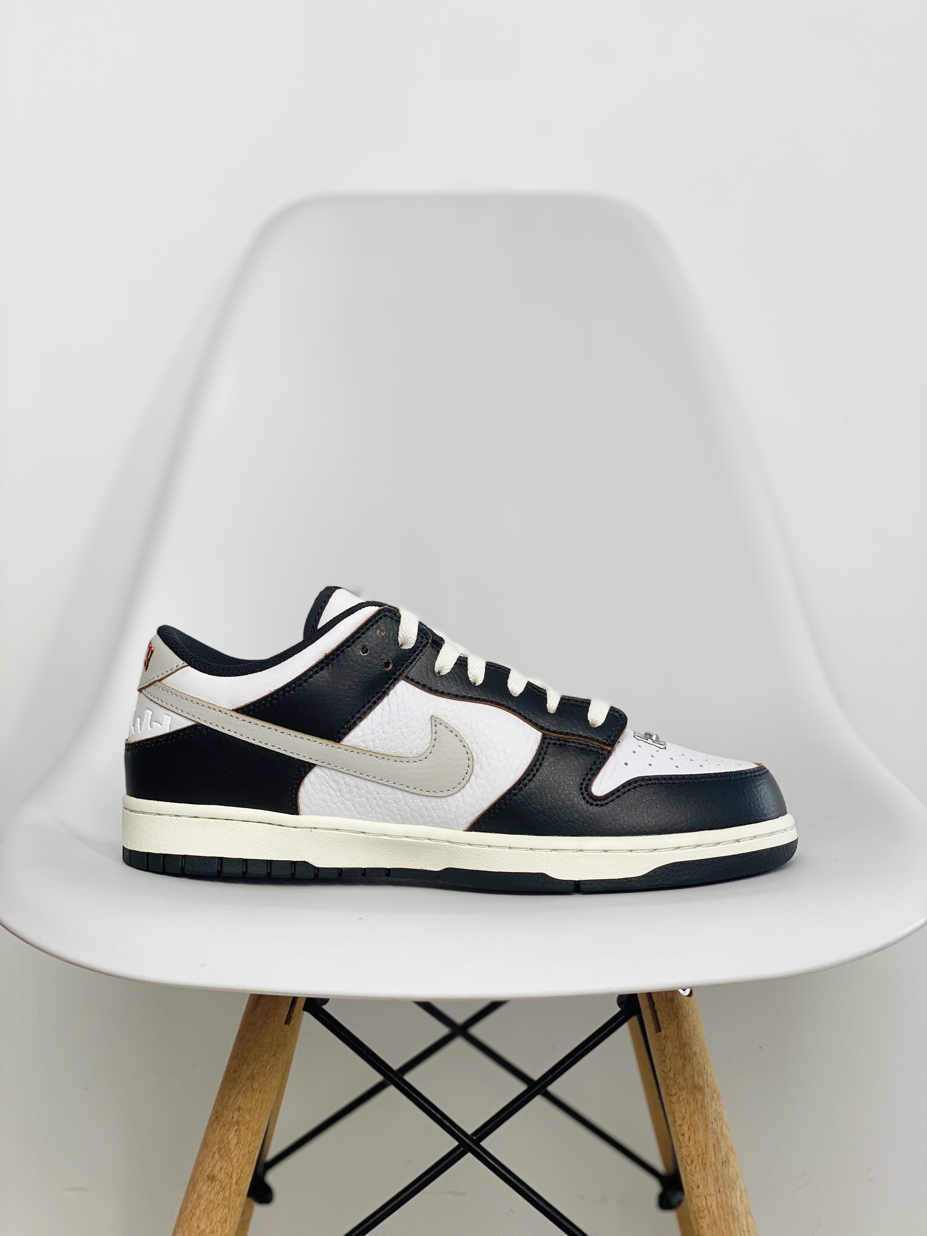 HUF x dunk Low San Francisco 旧金山 刮刮乐 黑白 低筒 复古板鞋 休闲鞋 男鞋 女鞋 FD8775-001