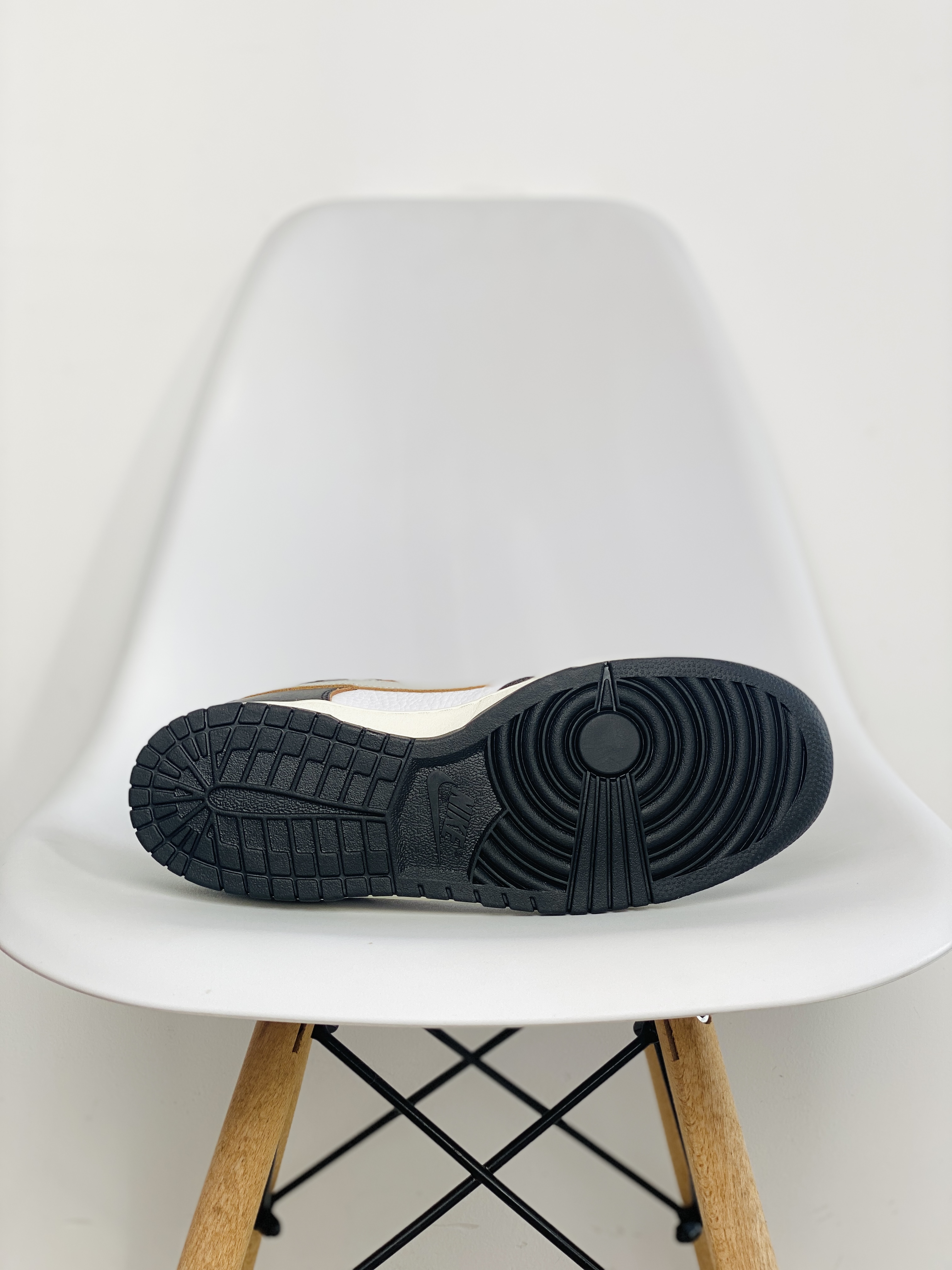 HUF x dunk Low San Francisco 旧金山 刮刮乐 黑白 低筒 复古板鞋 休闲鞋 男鞋 女鞋 FD8775-001