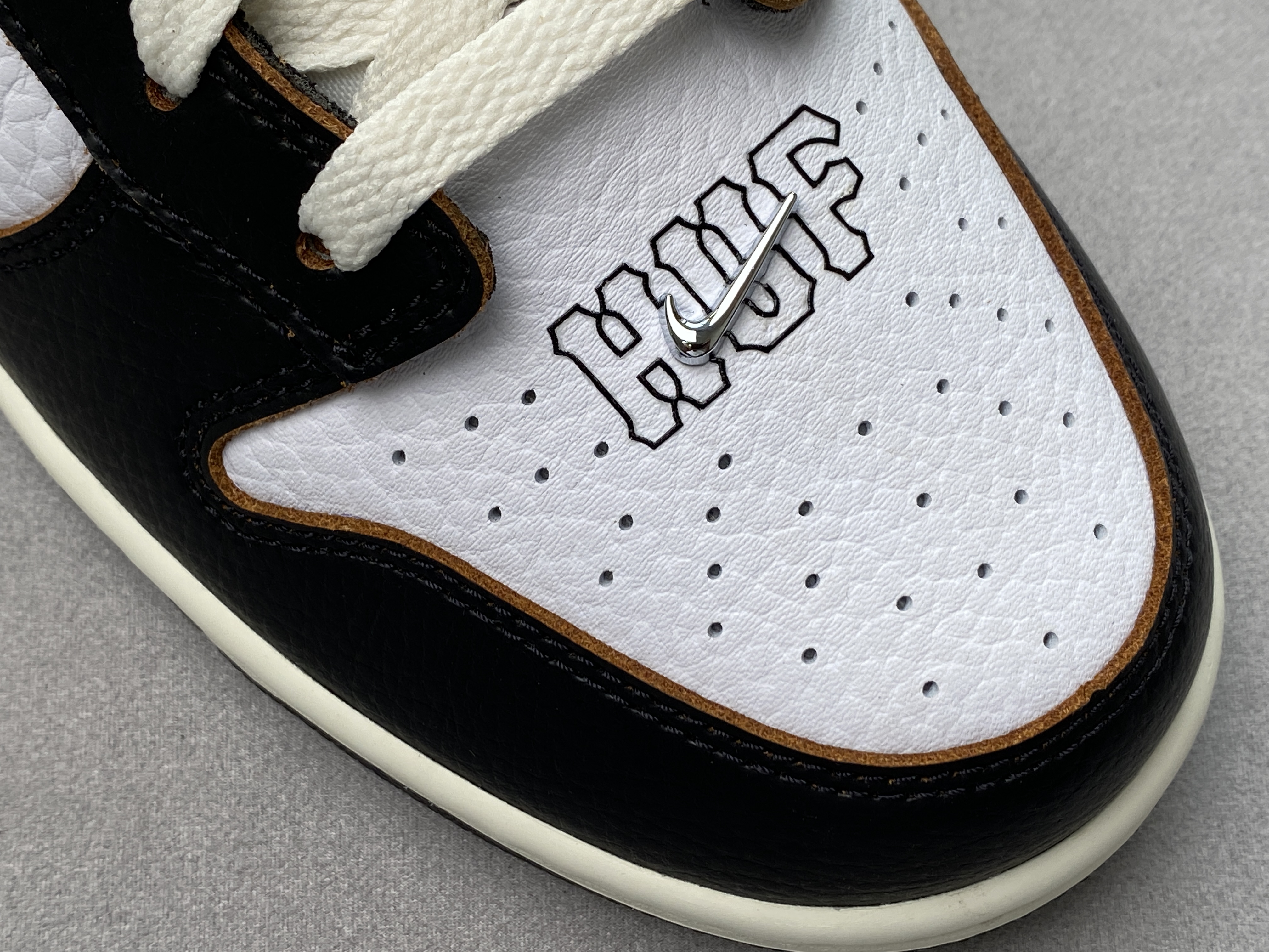 HUF x dunk Low San Francisco 旧金山 刮刮乐 黑白 低筒 复古板鞋 休闲鞋 男鞋 女鞋 FD8775-001