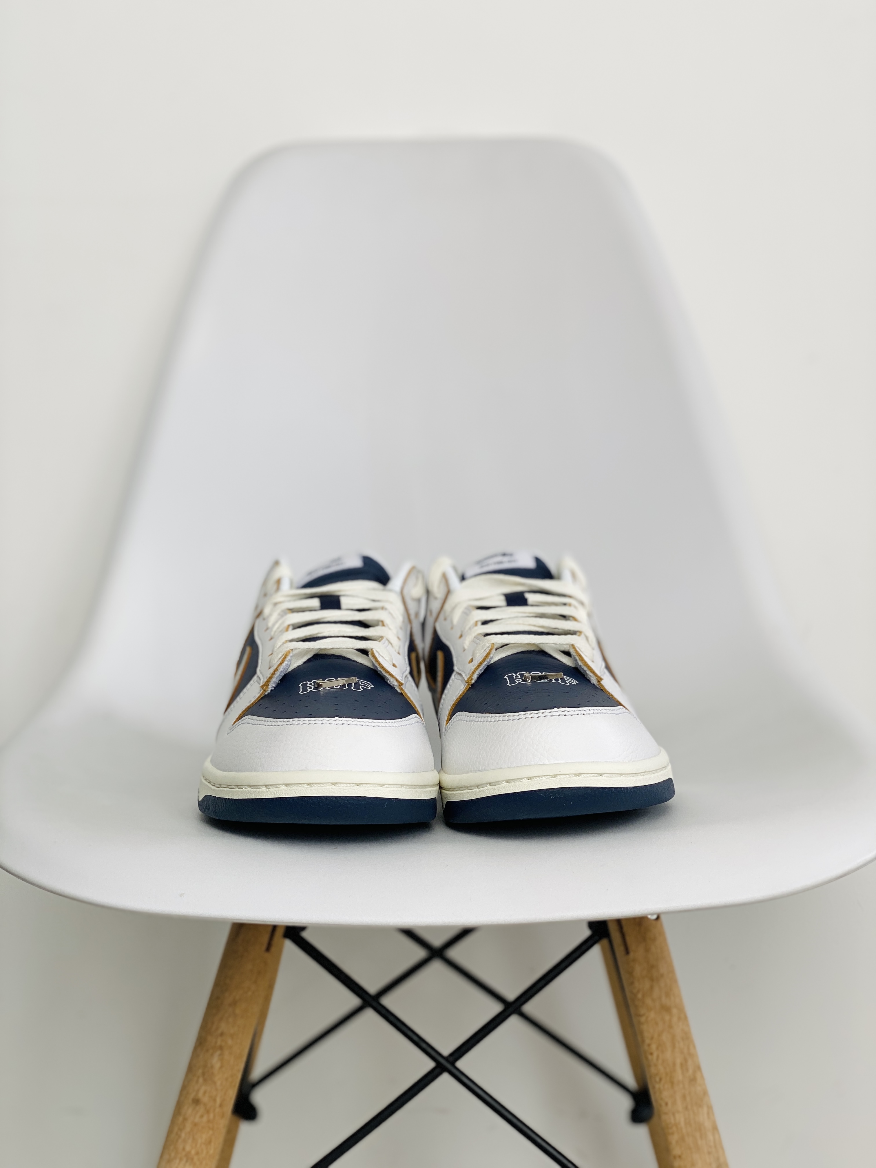 HUF x dunk Low NYC 纽约 刮刮乐 白蓝 低筒 复古板鞋 休闲鞋 男鞋 女鞋 FD8775-100