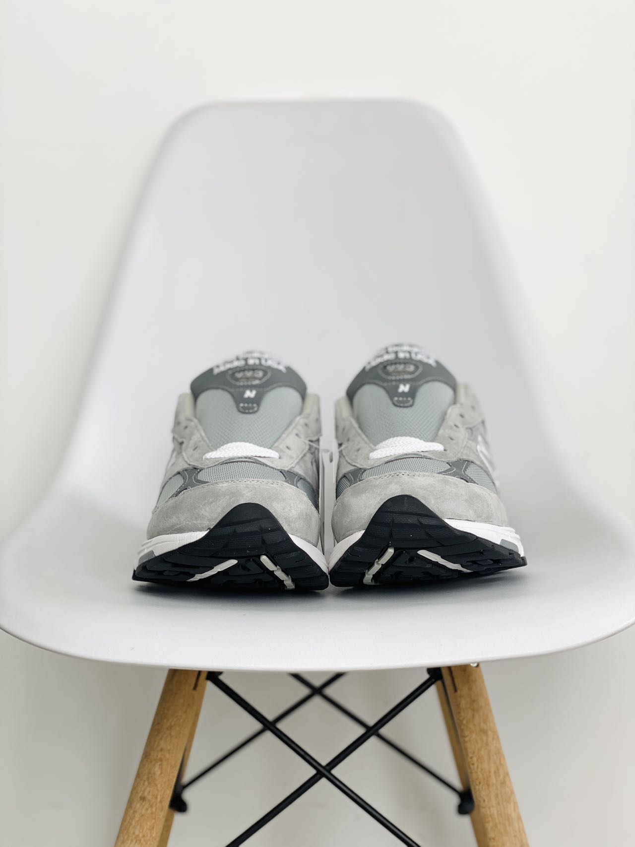 新版 New Balance 993 元祖灰 低筒 复古跑鞋 休闲鞋 运动鞋 男鞋 女鞋 MR993GL