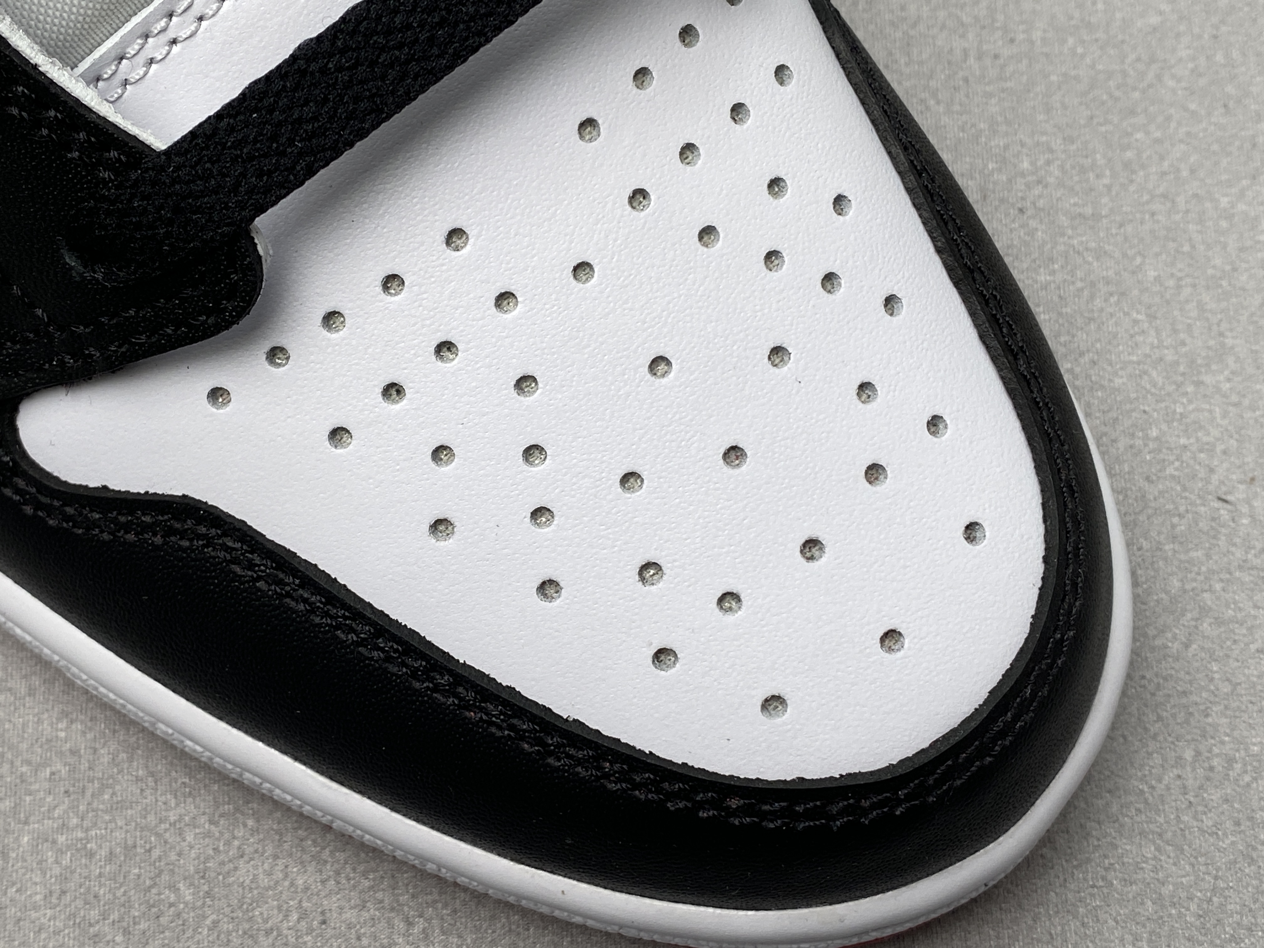 Air Jordan 1 Low OG AJ1 Black Toe 黑脚趾 低筒 气垫 休闲鞋 板鞋 球鞋 男鞋 女鞋 CZ0790-106