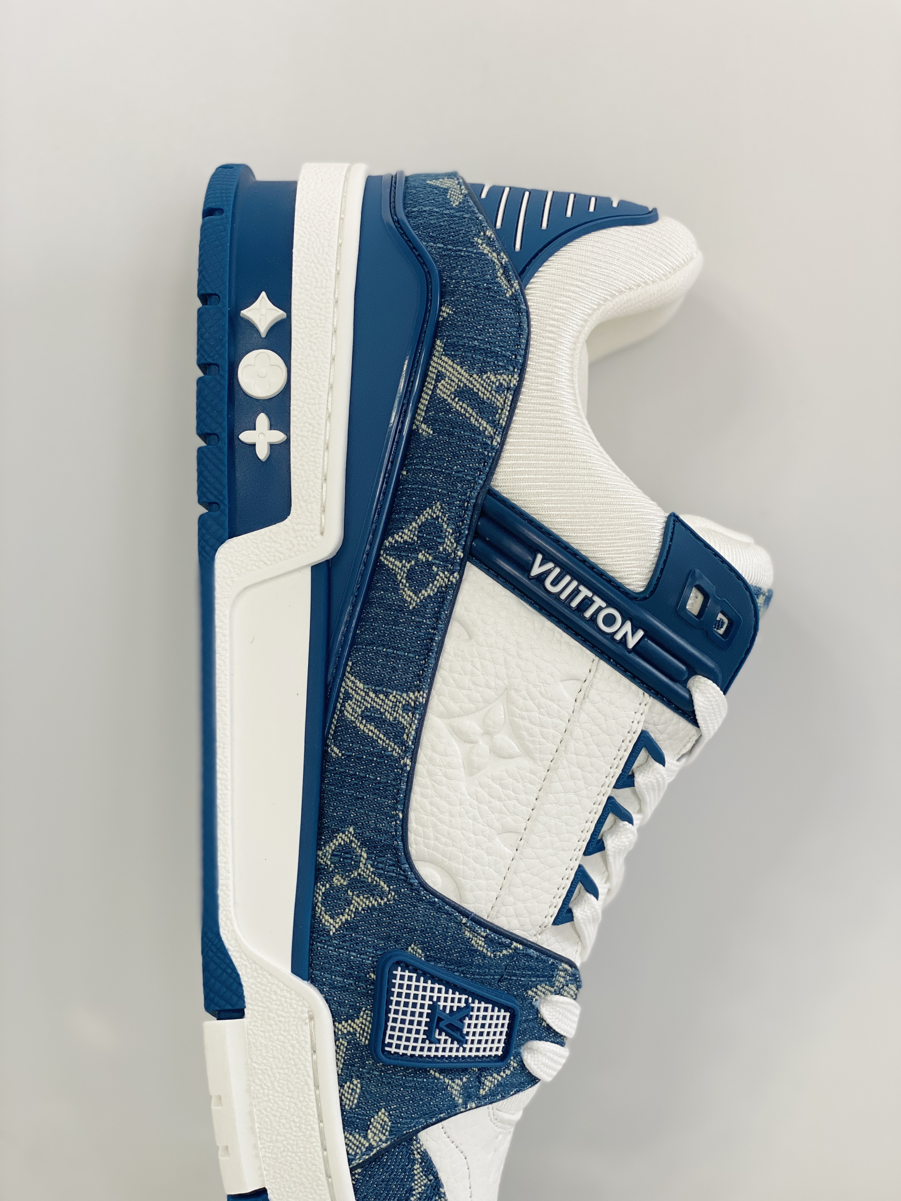 Louis Vuittonx NK Air Force 1 联名款 空军一号低帮休闲运动板鞋Air Force 1 联名款 空军一号 低筒 