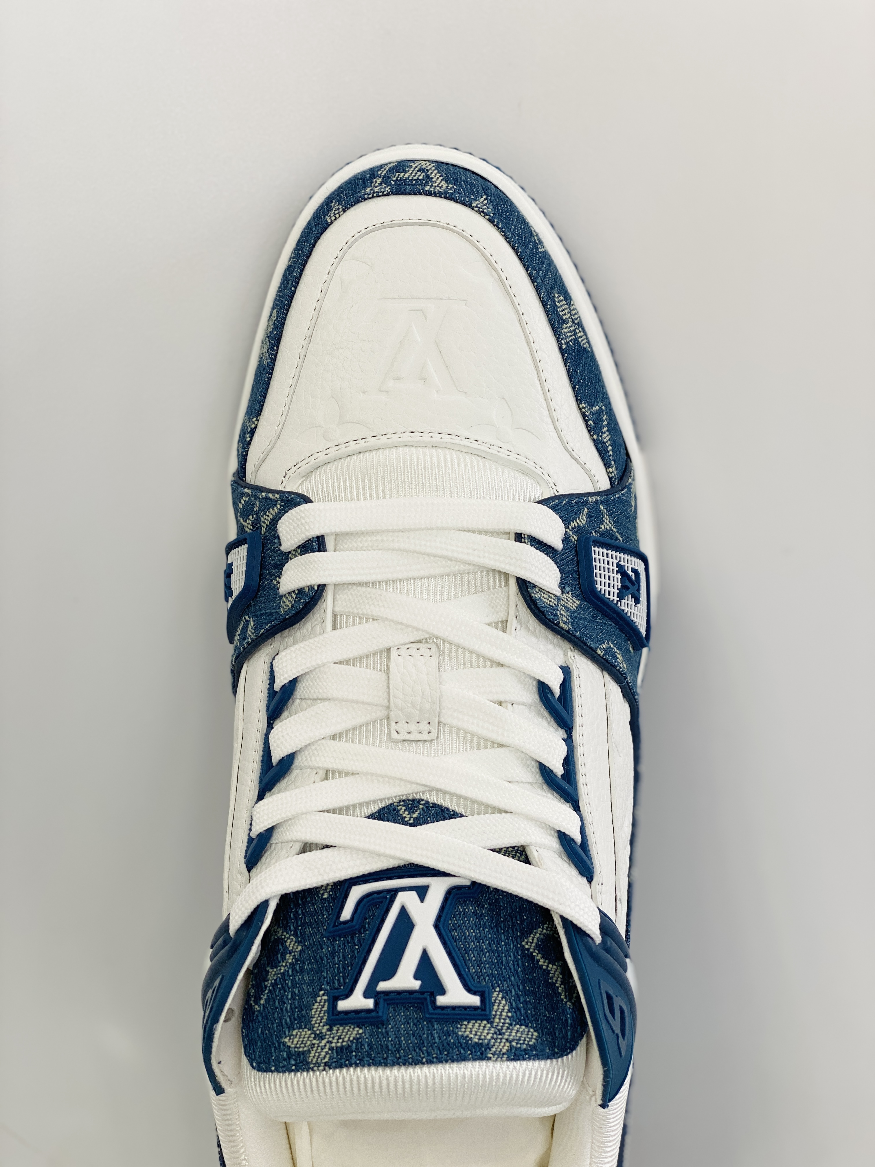 Louis Vuittonx NK Air Force 1 联名款 空军一号低帮休闲运动板鞋Air Force 1 联名款 空军一号 低筒 