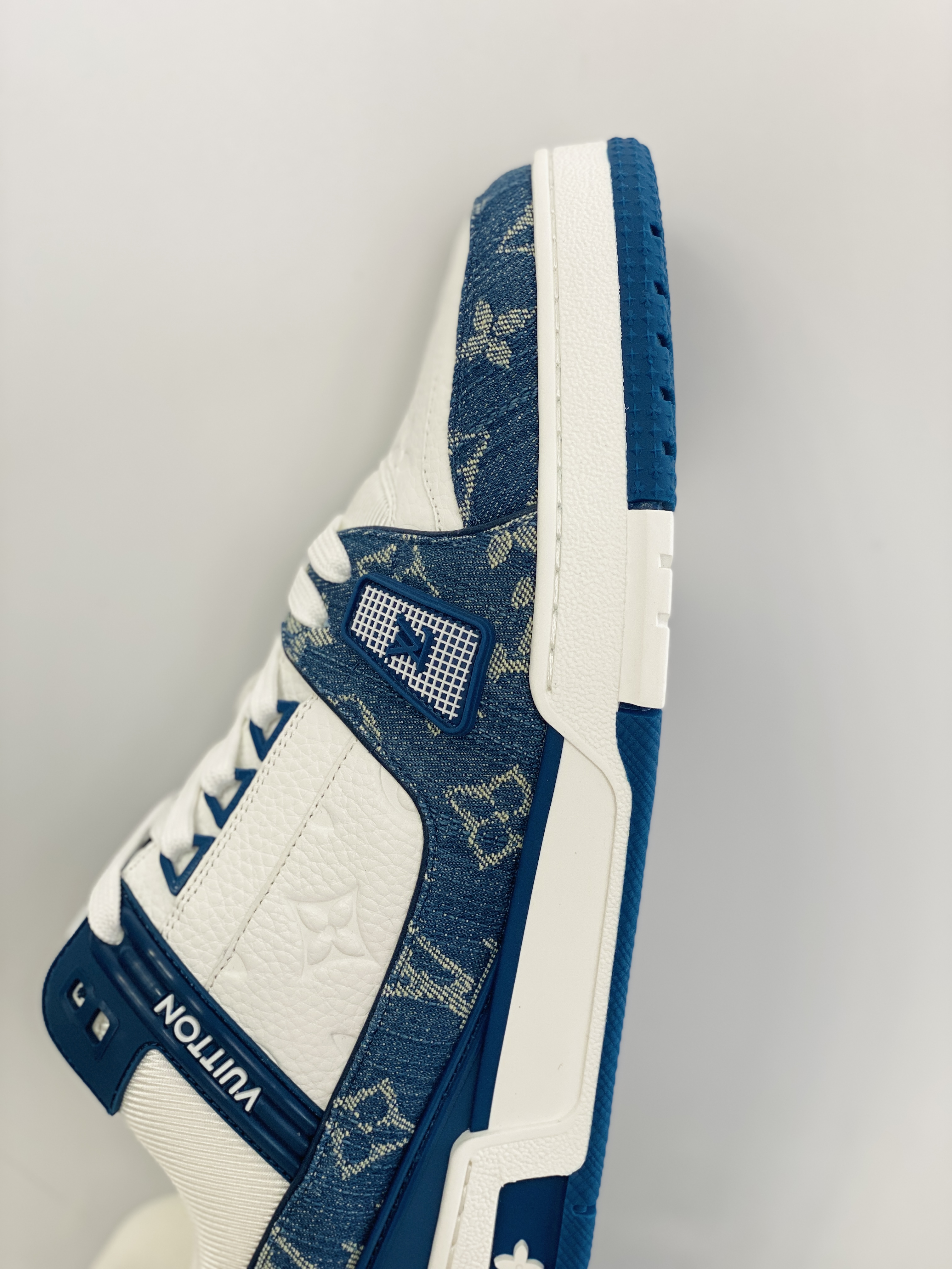 Louis Vuittonx NK Air Force 1 联名款 空军一号低帮休闲运动板鞋Air Force 1 联名款 空军一号 低筒 