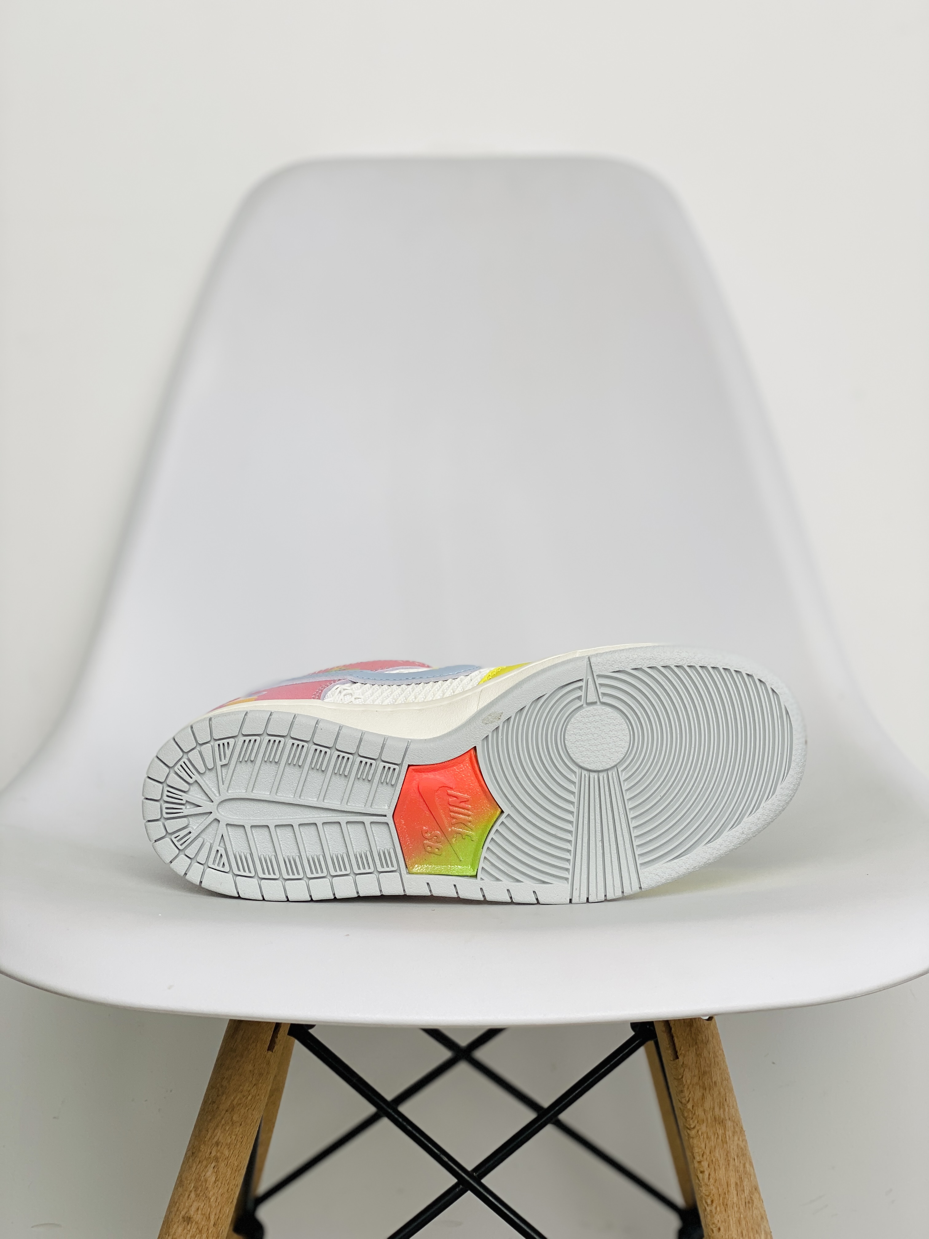 Nike Dunk SB Low Be True 黄白色 低筒 复古板鞋 休闲鞋 男鞋 女鞋 DX5933-900