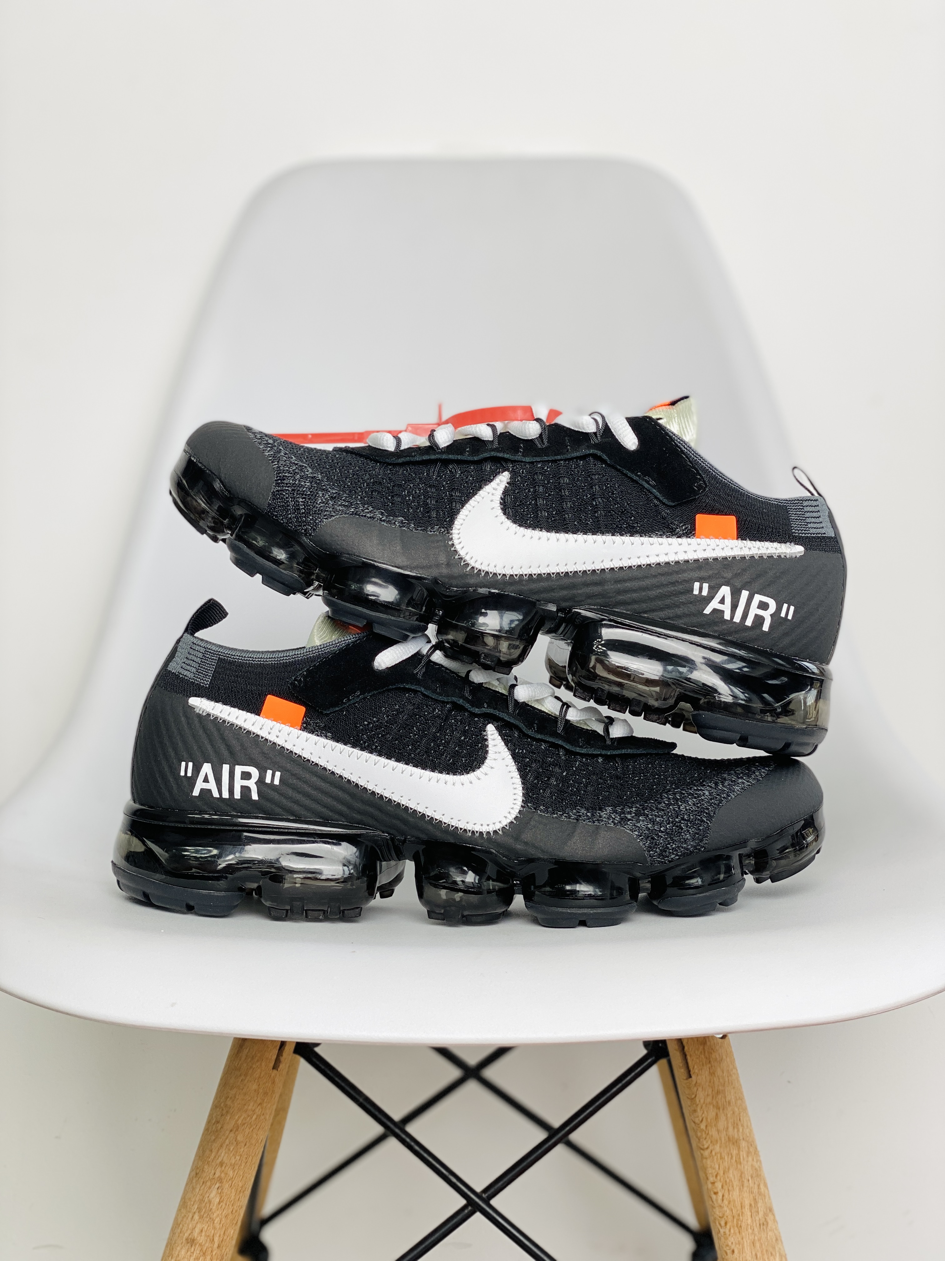 off-White Air VaporMax Vigil The Ten 联名 黑白 全掌气垫 休闲鞋 板鞋 运动鞋 男鞋女鞋 AA3831