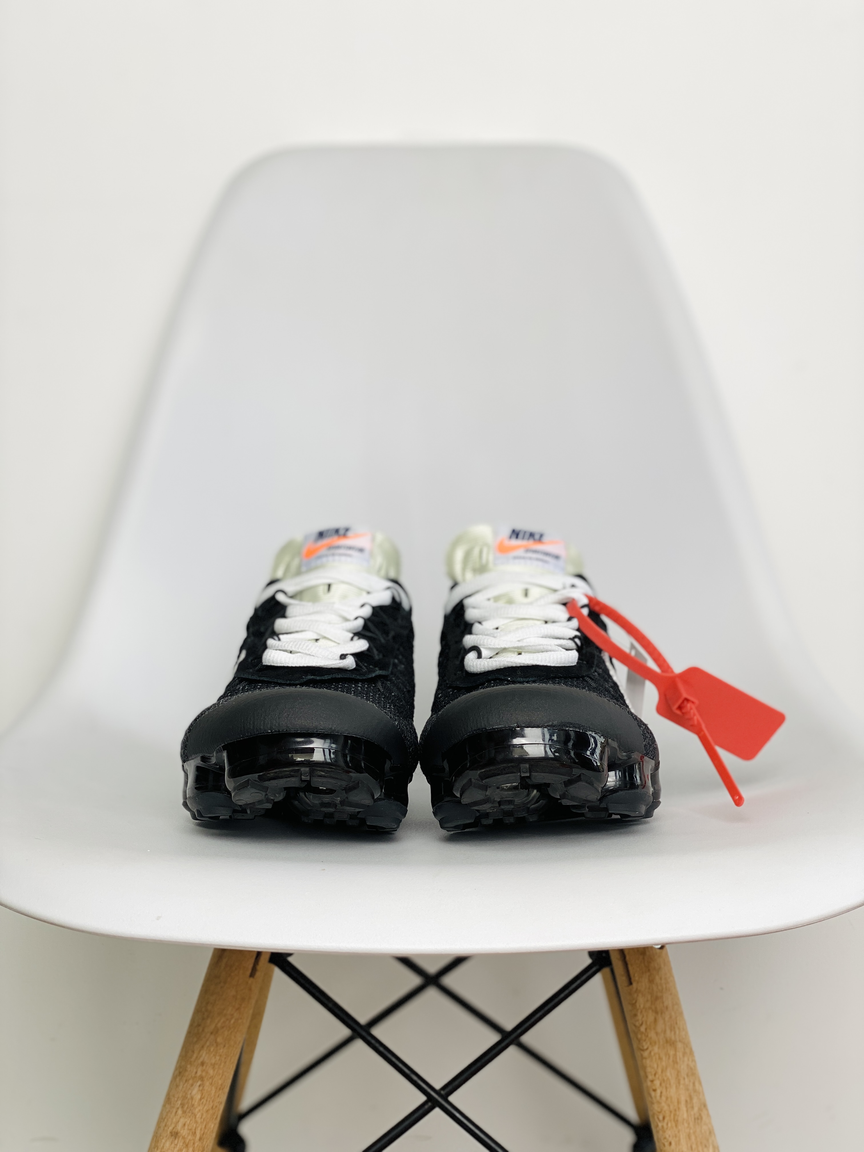 off-White Air VaporMax Vigil The Ten 联名 黑白 全掌气垫 休闲鞋 板鞋 运动鞋 男鞋女鞋 AA3831