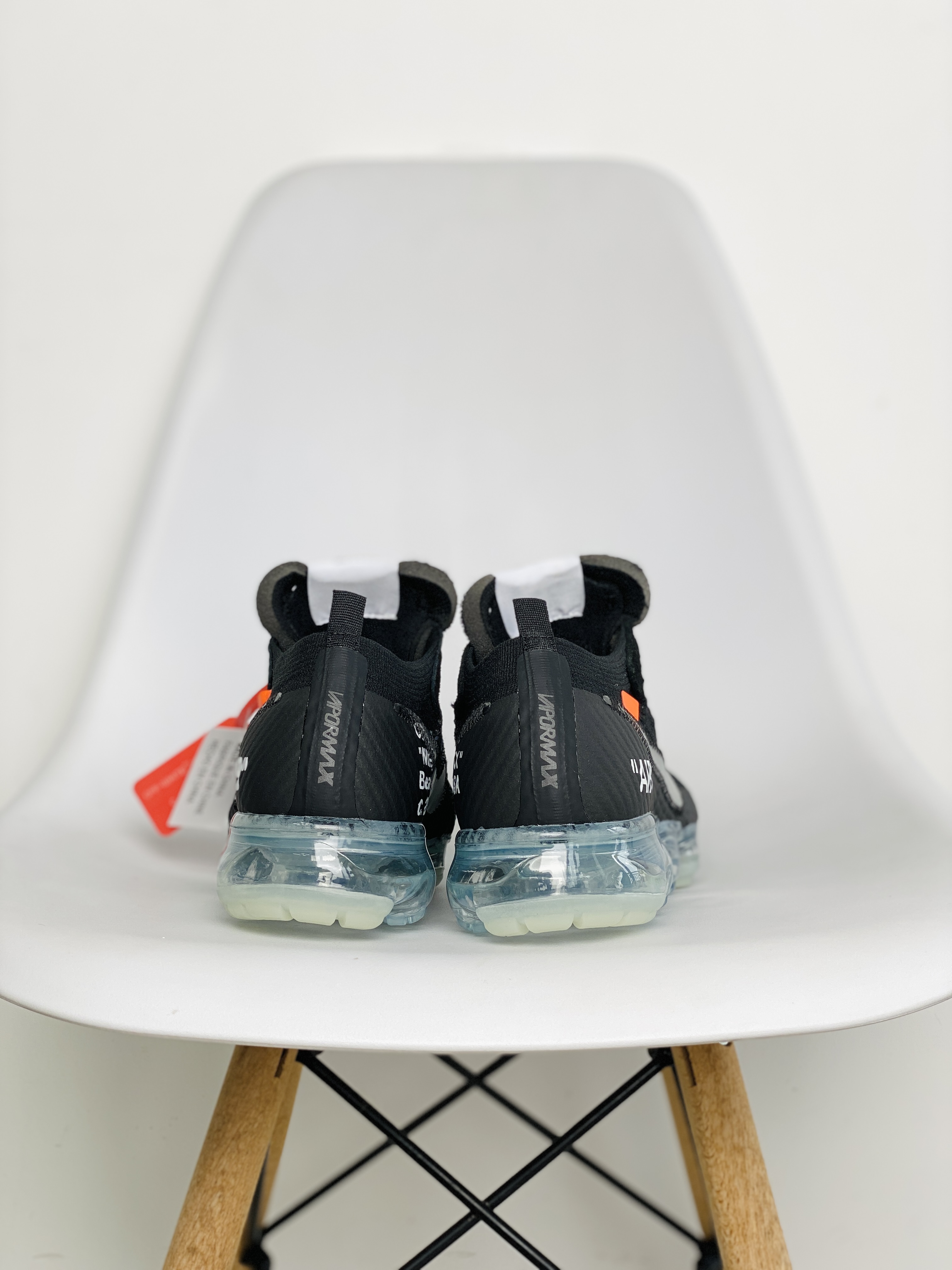 off-White Air VaporMax Black The Ten 联名 黑色 全掌气垫 休闲鞋 板鞋 透气运动鞋 男鞋女鞋 AA38