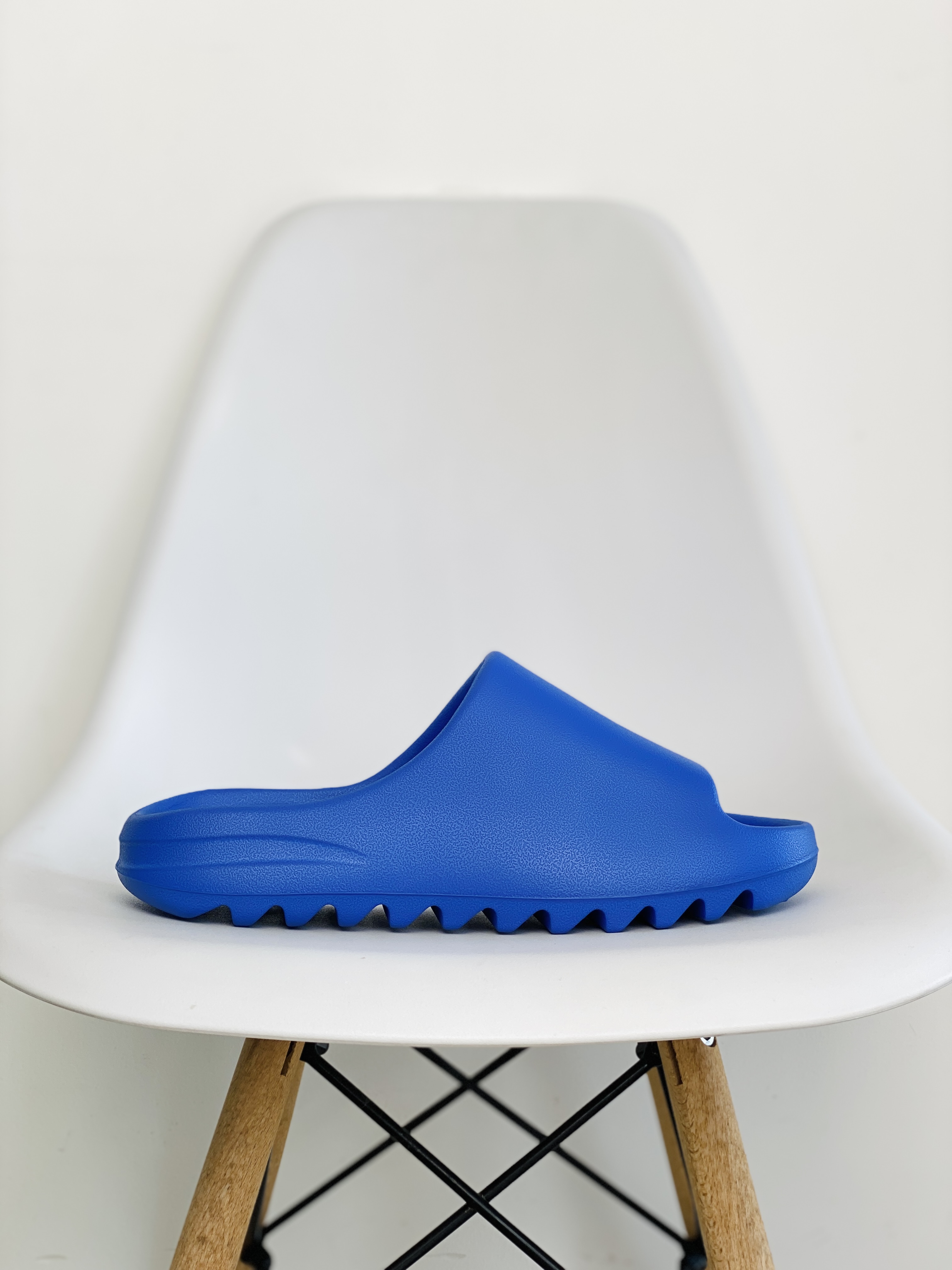 originals Yeezy Slide Azure 克莱因蓝 室外 室内拖鞋 沙滩鞋 男鞋 女鞋 ID4133