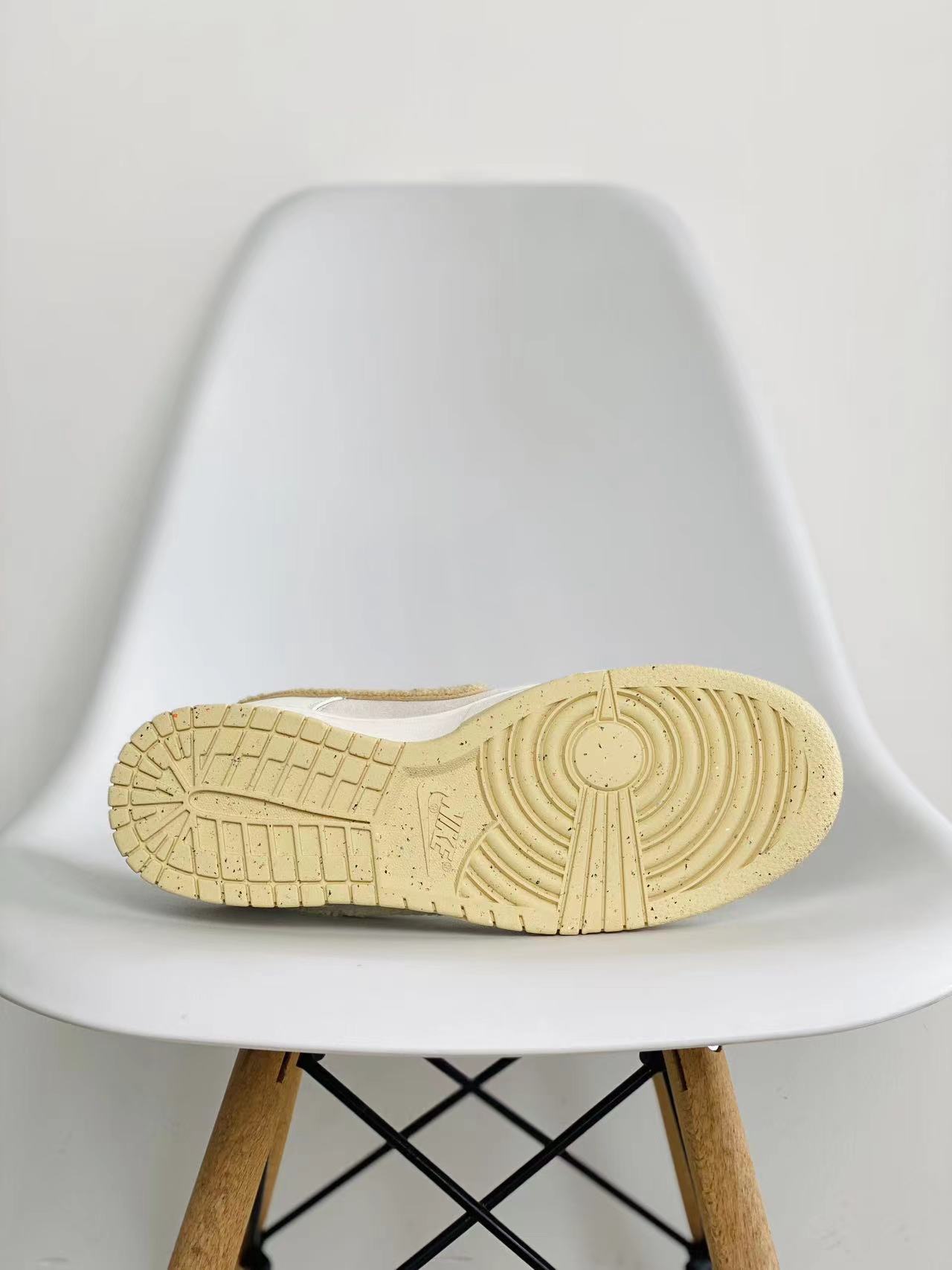 dunk Low Year of the rannit 广州 兔年 米白粽 低筒 复古板鞋 休闲鞋 男鞋 女鞋 FD4203-211