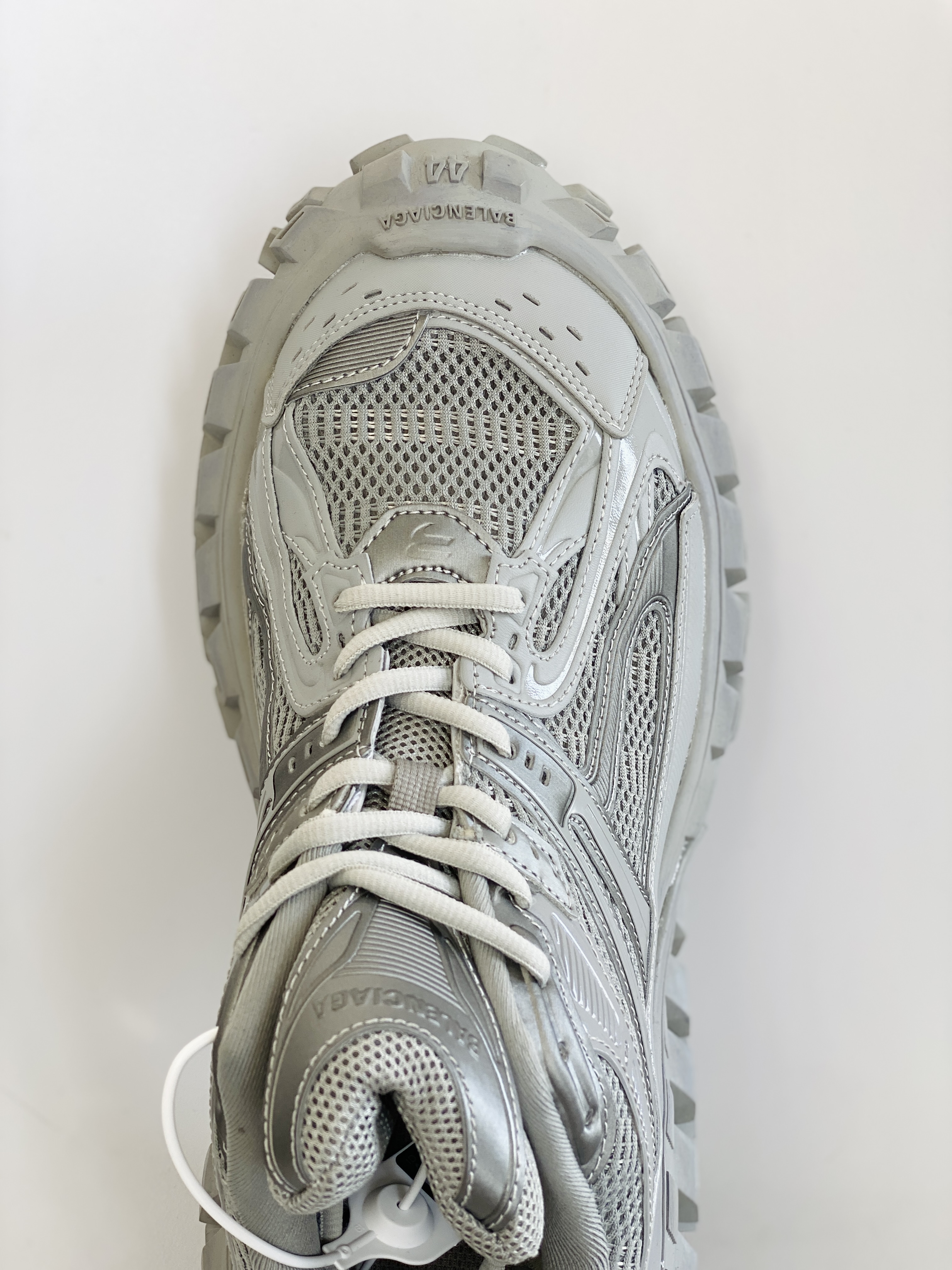 Balenciaga 巴黎世家 灰色 尼龍輪胎鞋 老爹鞋 男鞋 女鞋 685613W2RA61000