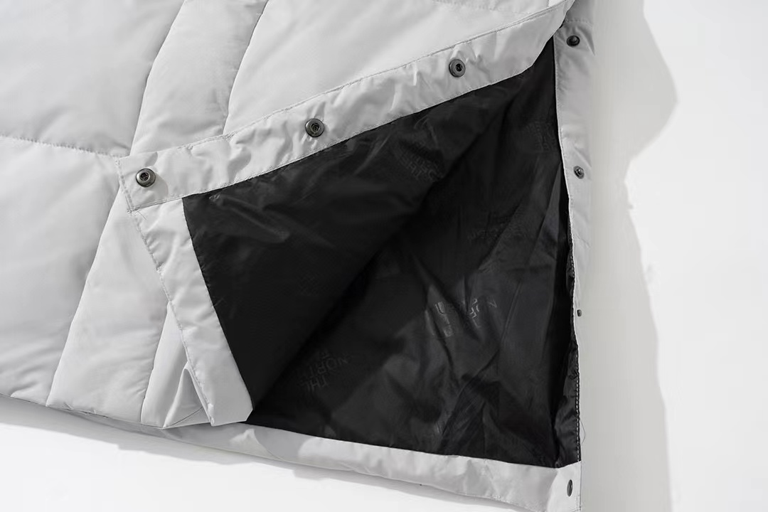 THE NORTH FACE 白色 黑色 羽绒服 长款 过膝 侧面开叉 钮扣 北面 北脸 申敏儿外套 长袖 保暖 男女同款