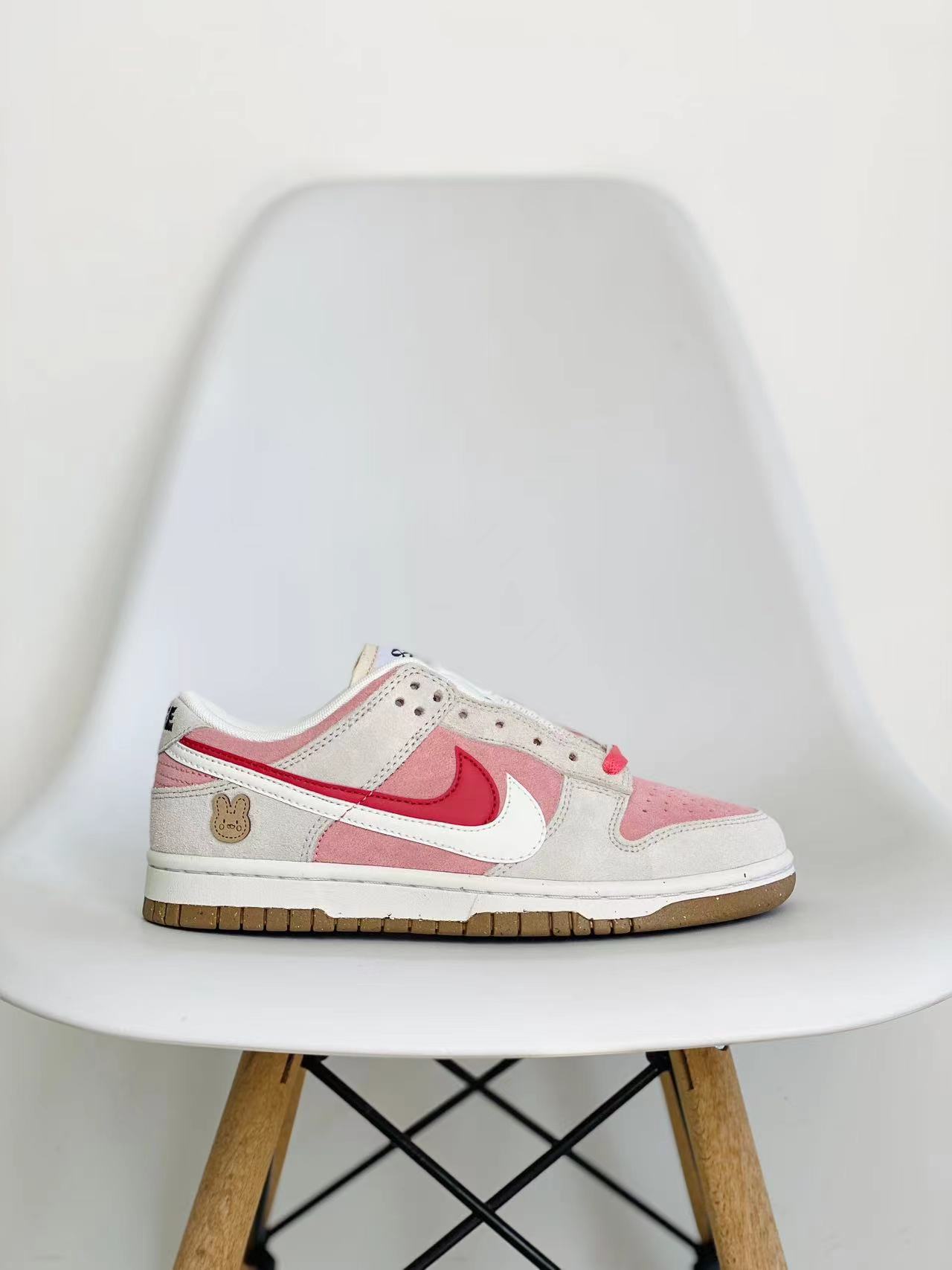 Nike Dunk Low SE 85 蒸汽木偶 CNY 限定双钩 兔年 饼干 粉白 低筒 复古板鞋 休闲鞋 男鞋 女鞋 DO9457-100