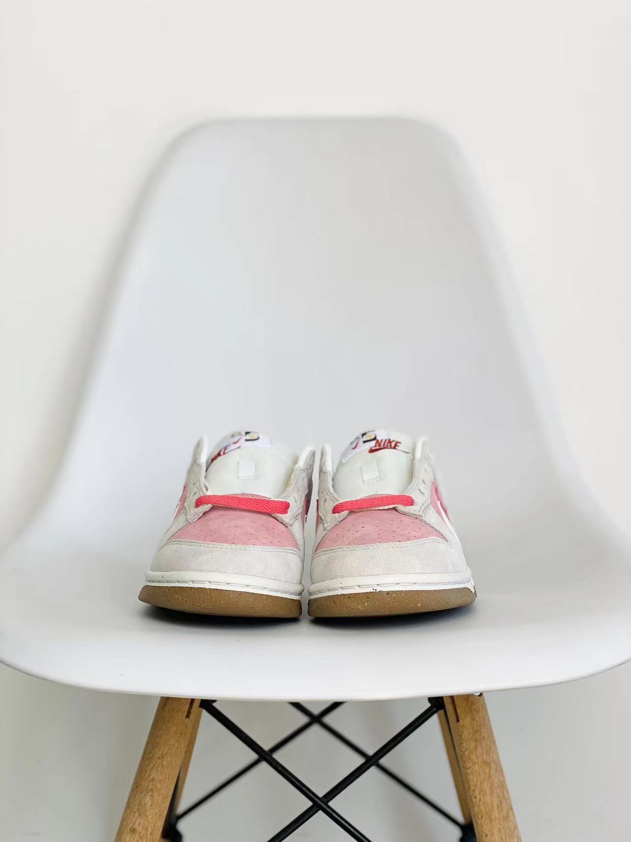 Nike Dunk Low SE 85 蒸汽木偶 CNY 限定双钩 兔年 饼干 粉白 低筒 复古板鞋 休闲鞋 男鞋 女鞋 DO9457-100