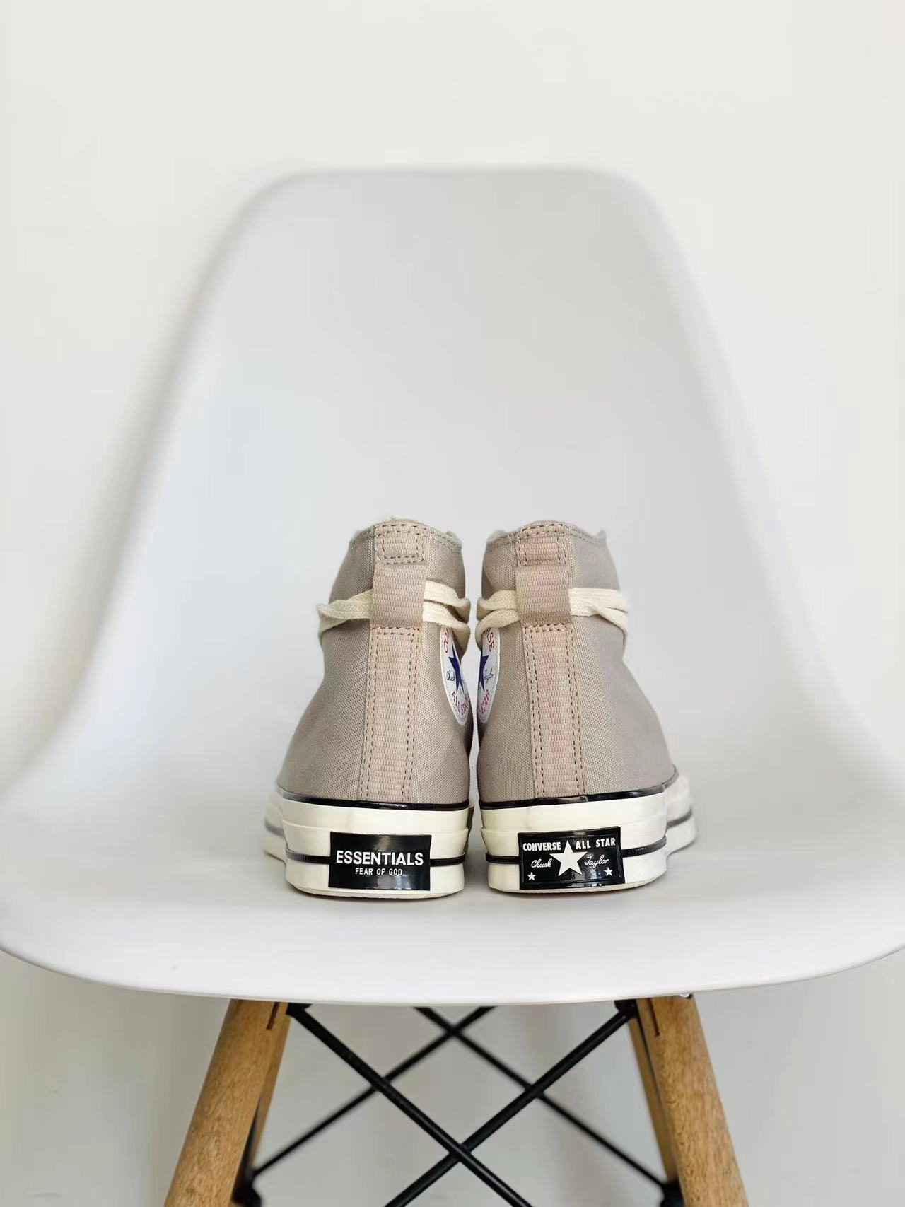 Converse Chuck 1970S x Fear of God Essentials 灰色 高筒 帆布鞋 板鞋 休闲鞋  男鞋 女鞋  