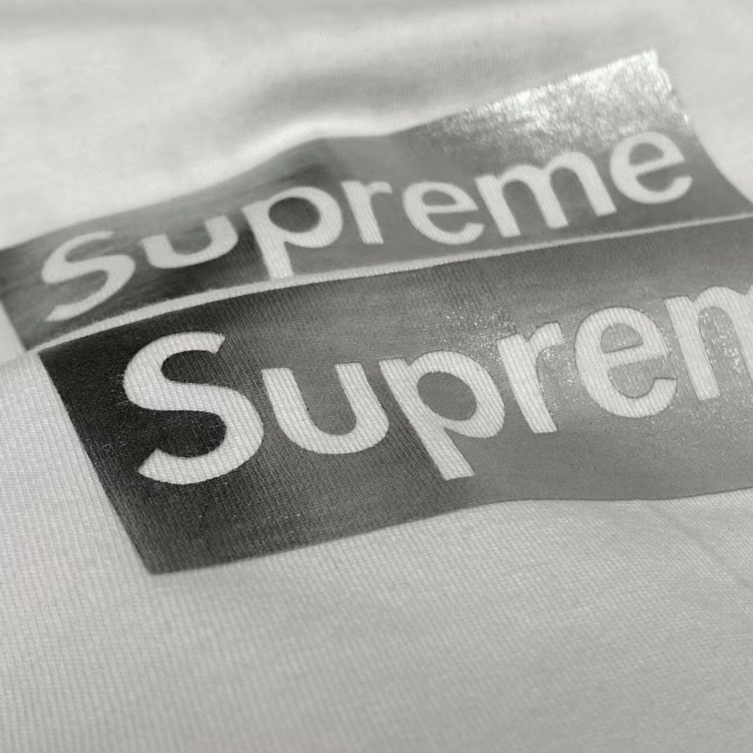 Supreme Chicago Box Logo 开业限定 白色 液态银  短袖 T 恤 男女同款 SUP-FW20-740