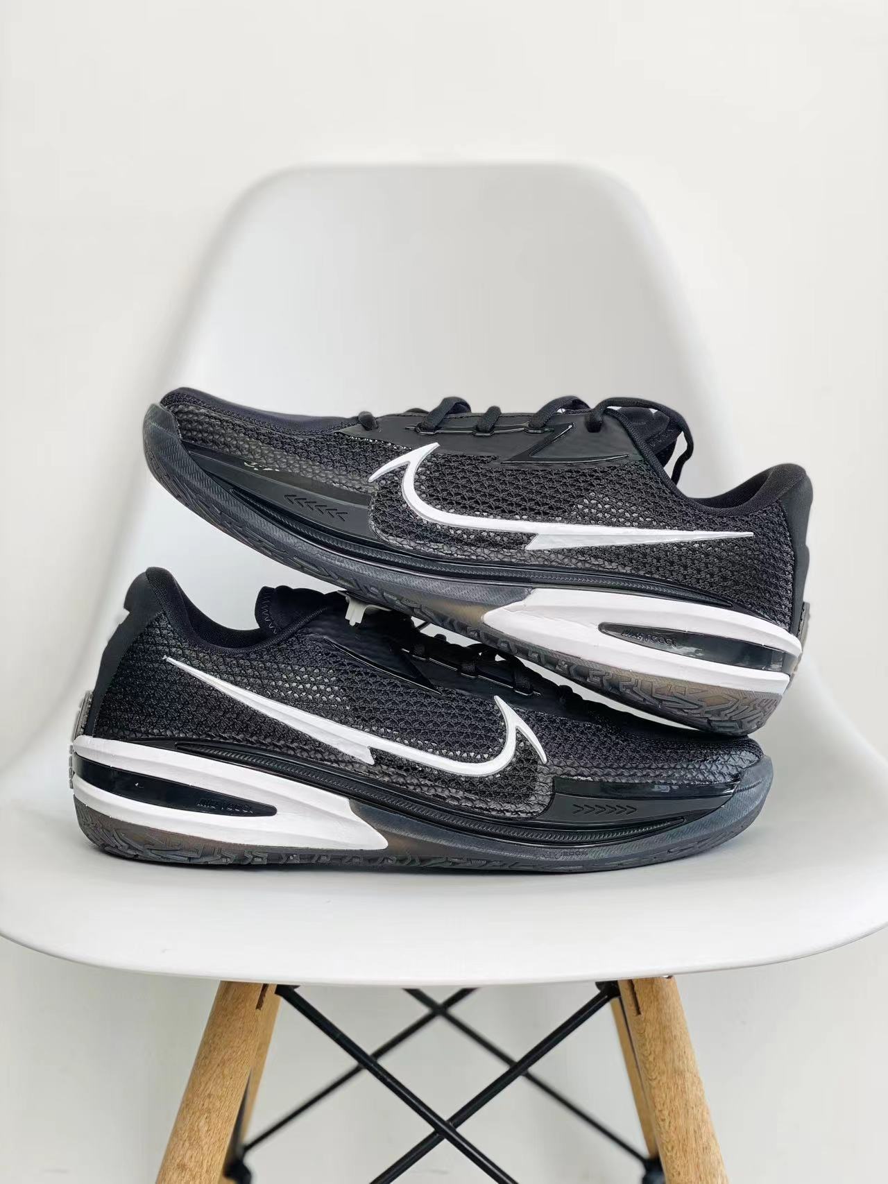 外贸 GT Cut 黑白 低筒 篮球鞋 球鞋 实战鞋 全掌气垫 TPU抗扭 男鞋 DM5039-001