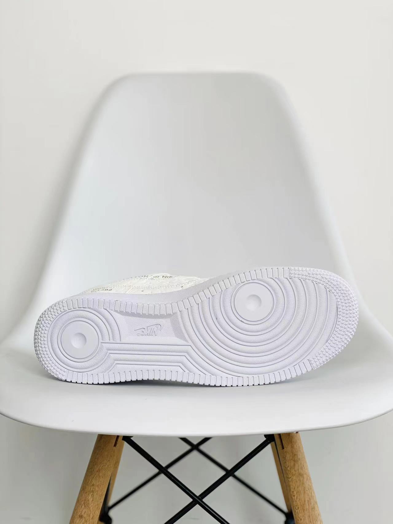 原盒版 帶配件 Louis Vuitton x Nike Air Force 1 Low  白色  低筒 牛皮 休闲鞋 运动鞋 板鞋 男鞋 女鞋 1A9V87